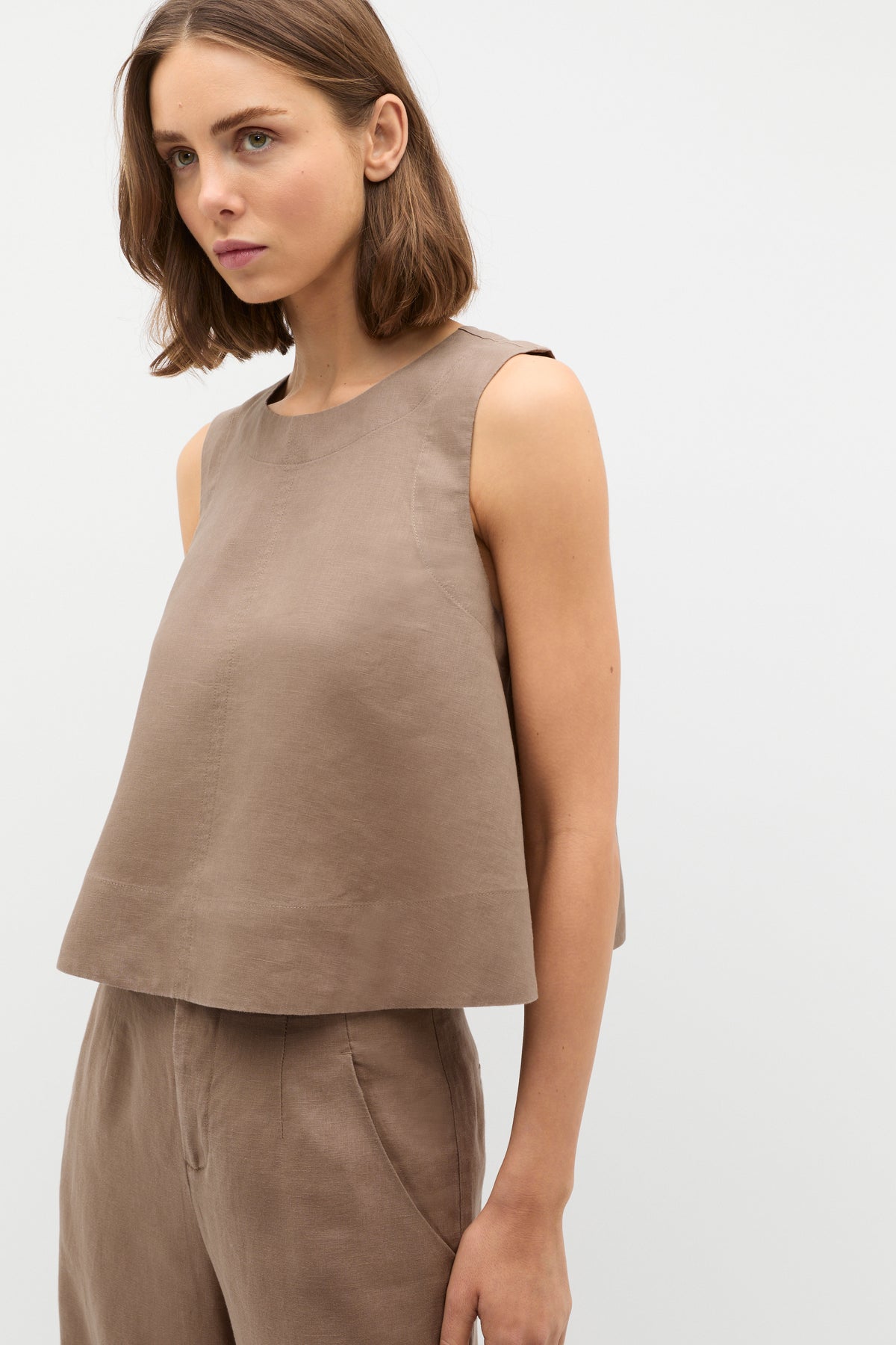Core Linen Shell Top