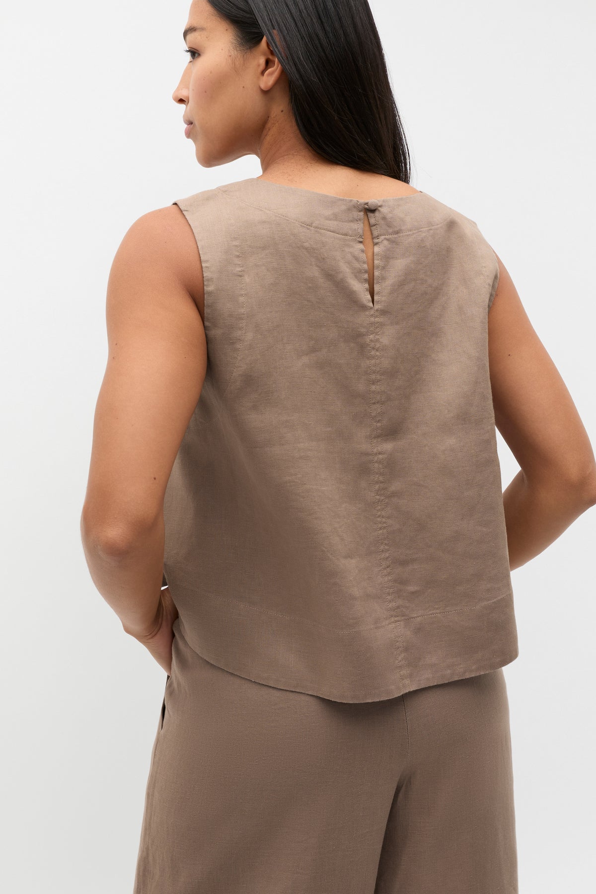Core Linen Shell Top
