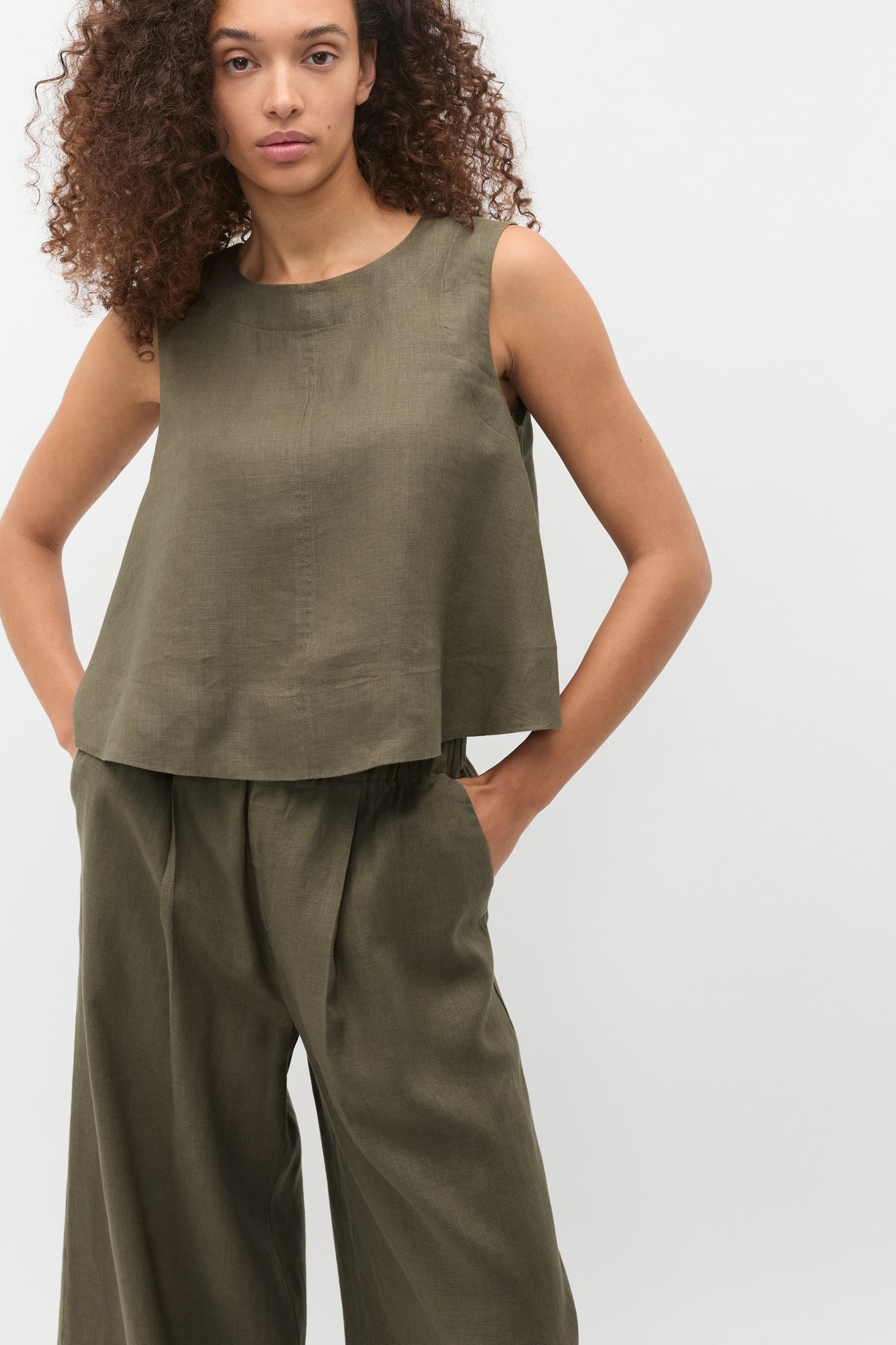 Core Linen Shell Top
