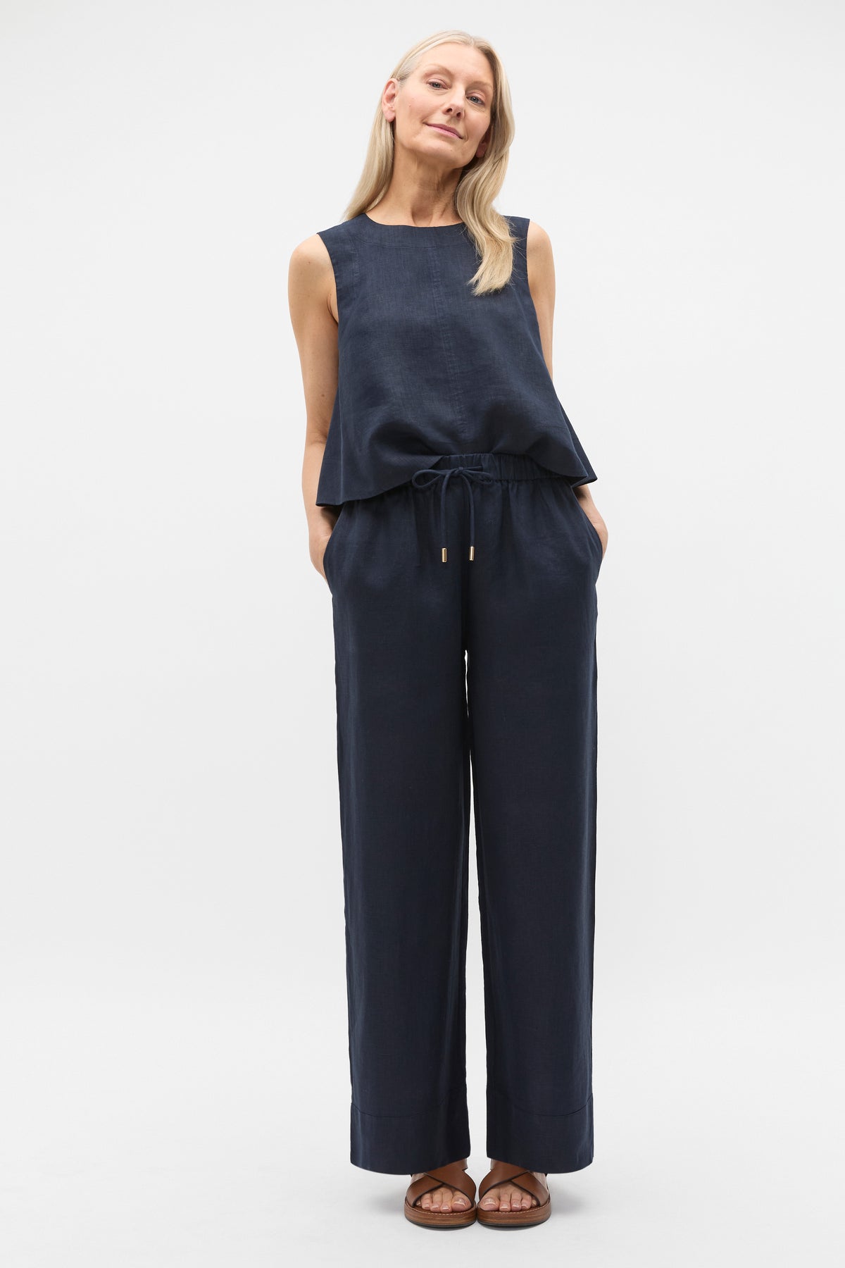 Core Linen Shell Top