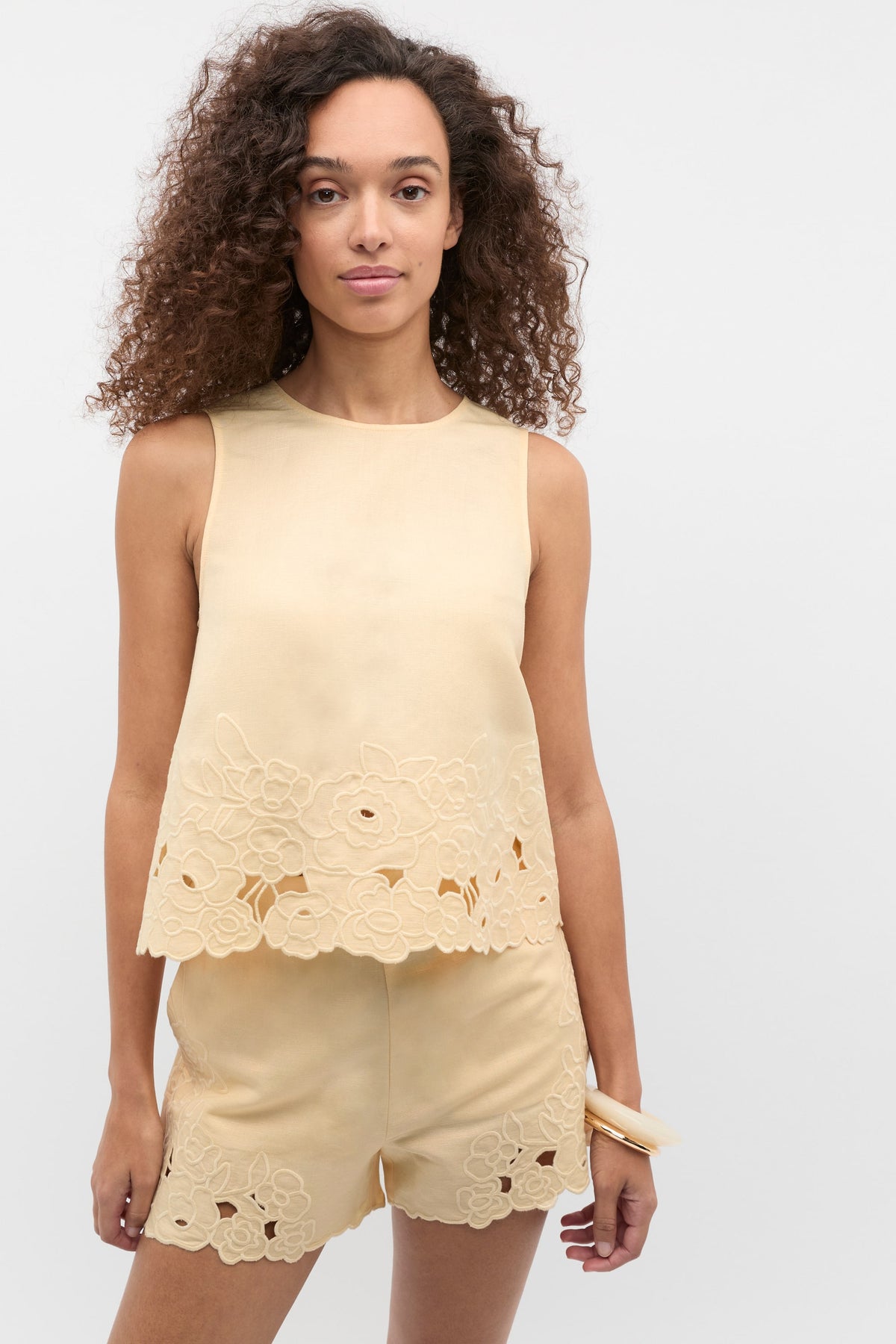 Cutwork Swing Tank