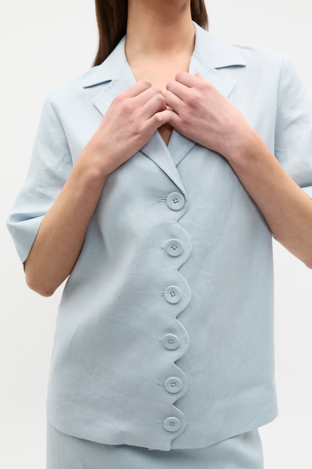 Linen Scallop Shirt