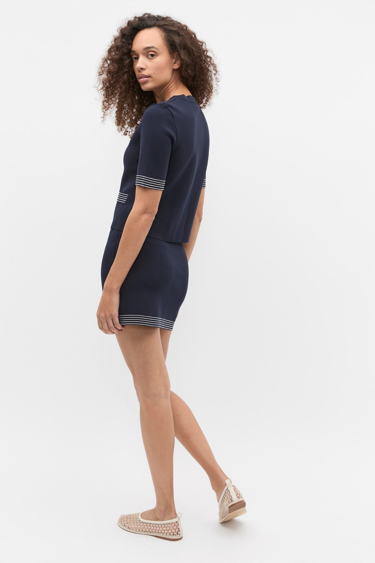 Crepe Knit Contrast Top