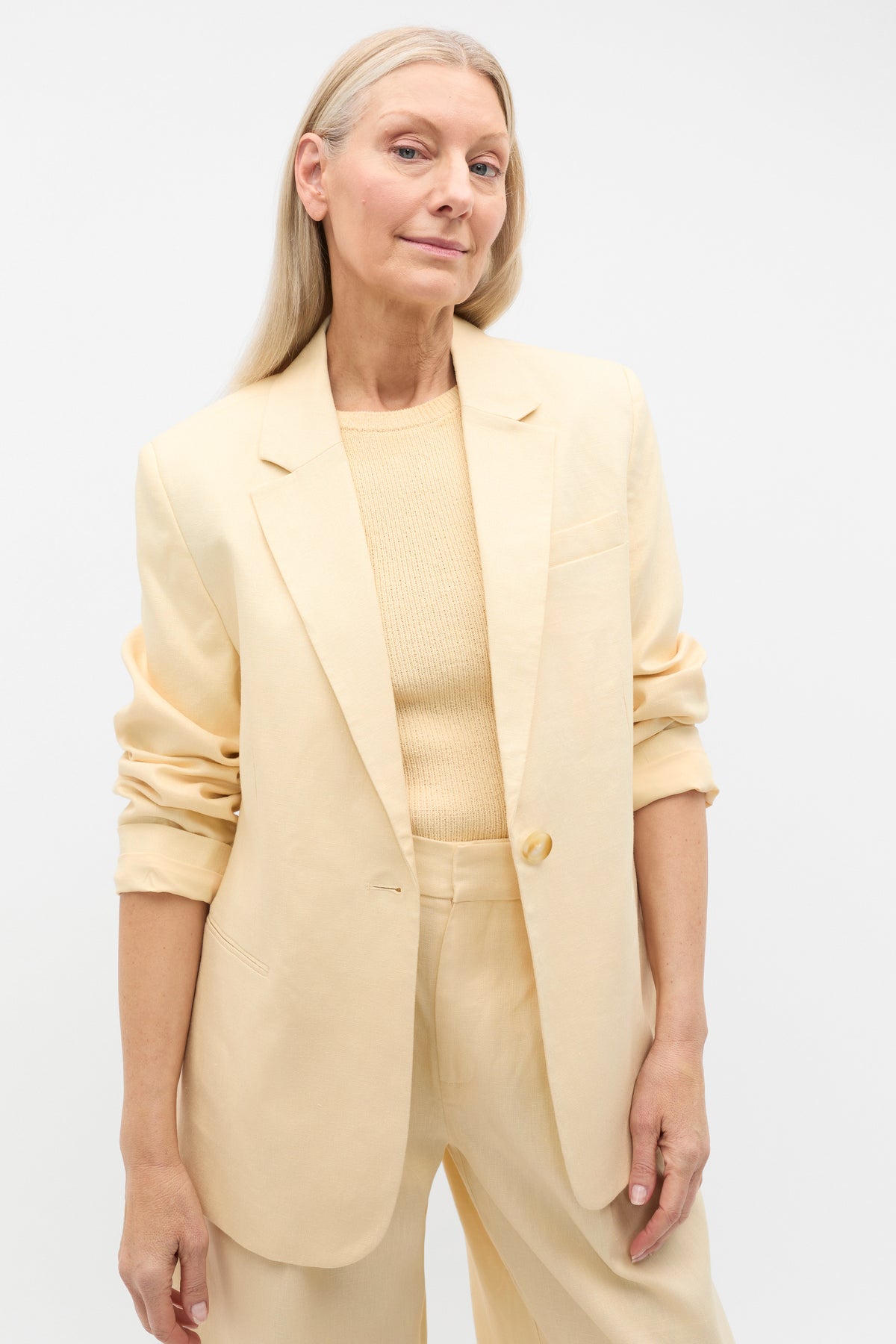 Tailored Linen Blazer