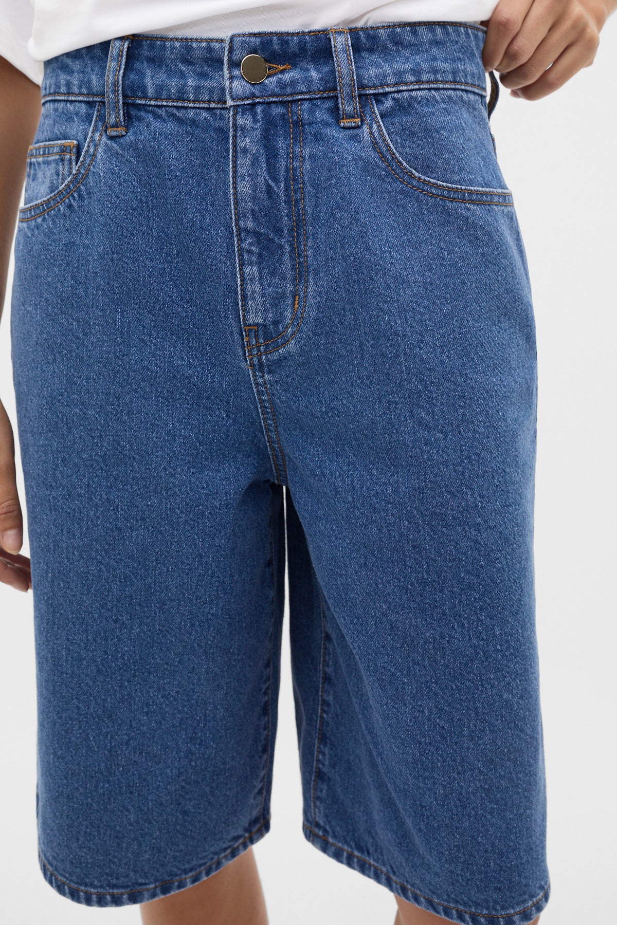 Longline Jean Short