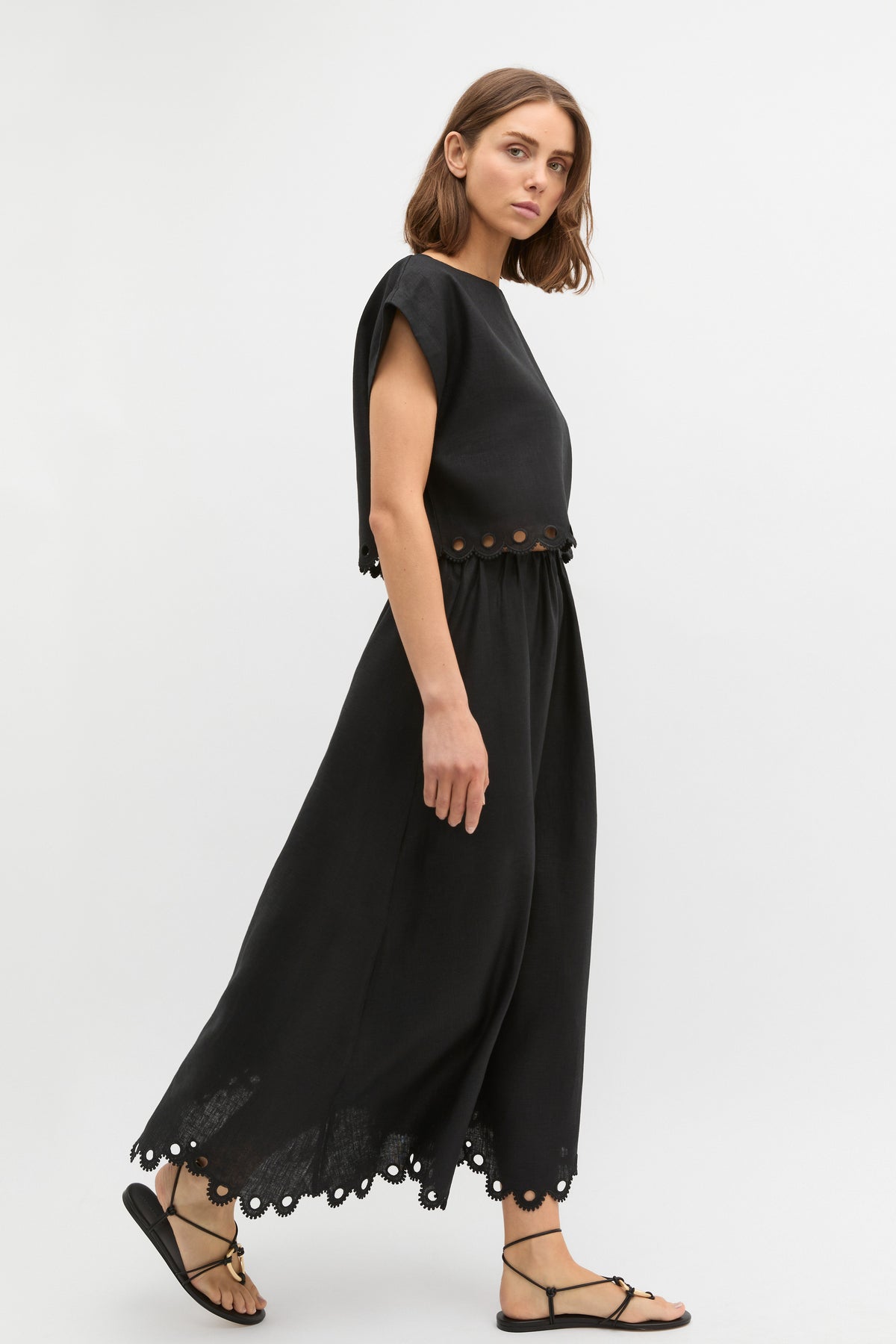 Linen Embroidered Tee