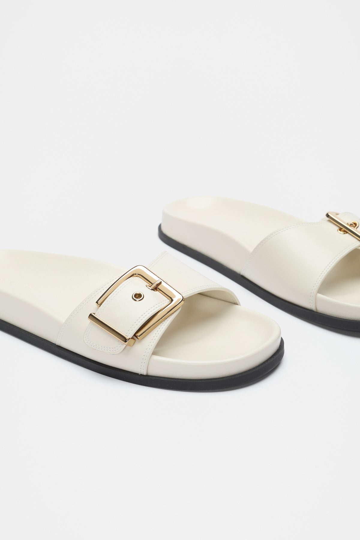 Asher Buckle Slide