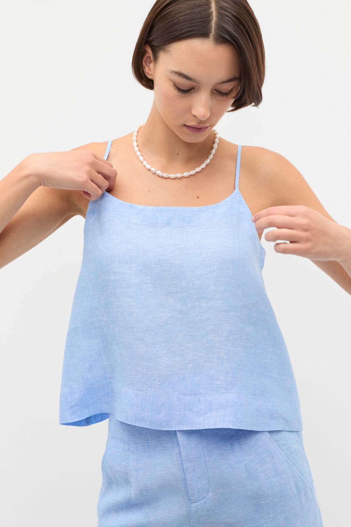 Linen Scoop Cami
