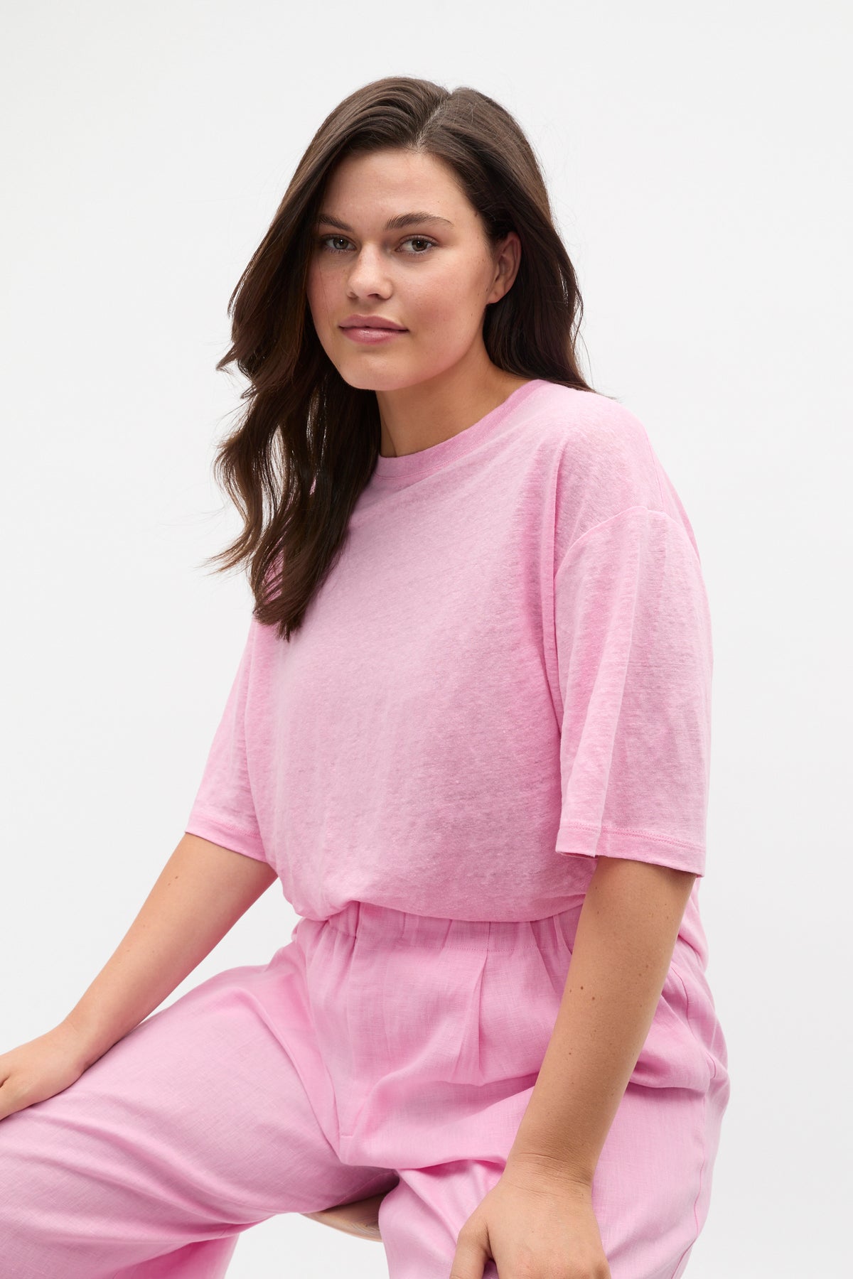 Linen Relaxed Tee