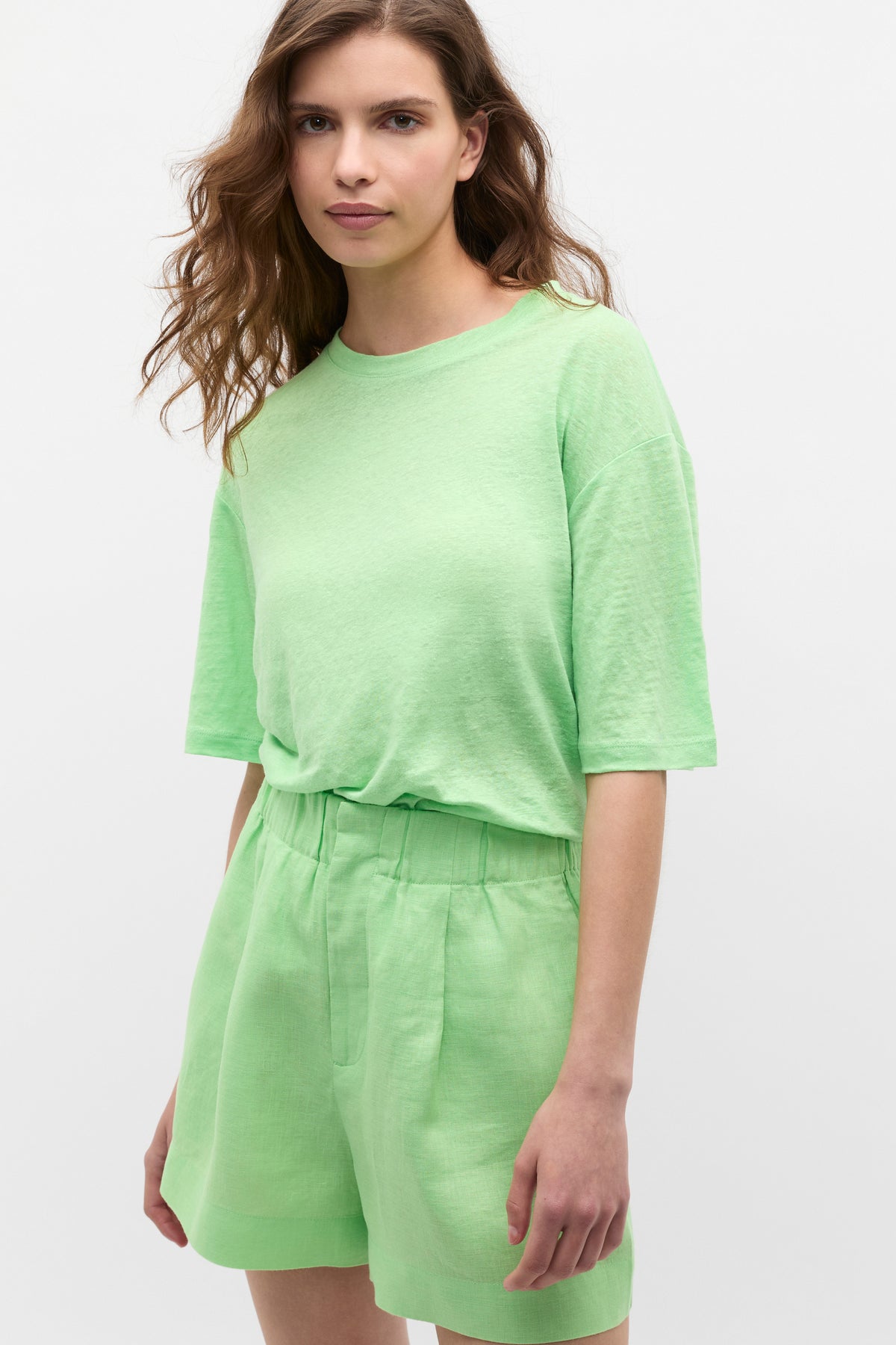 Linen Relaxed Tee