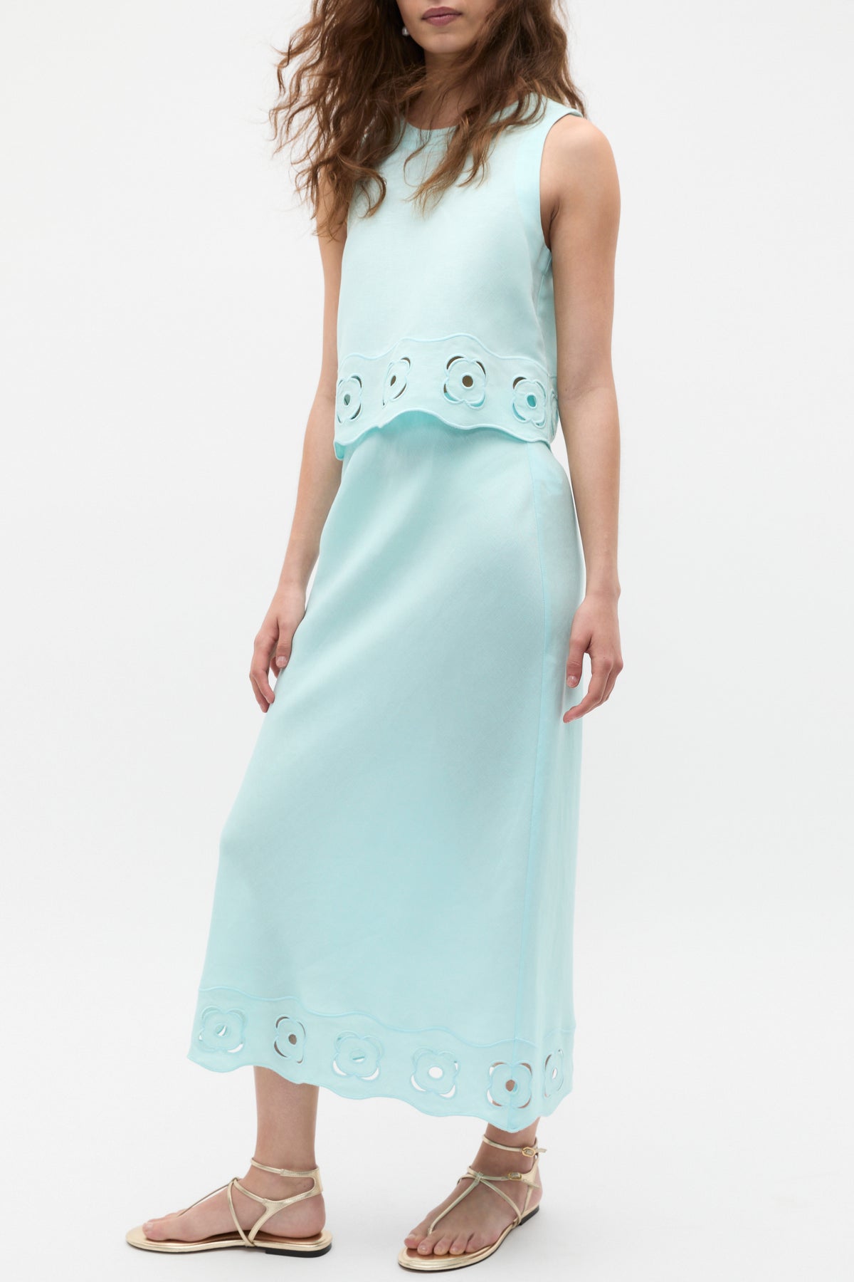 Retro Embroidered Hem Midi Skirt