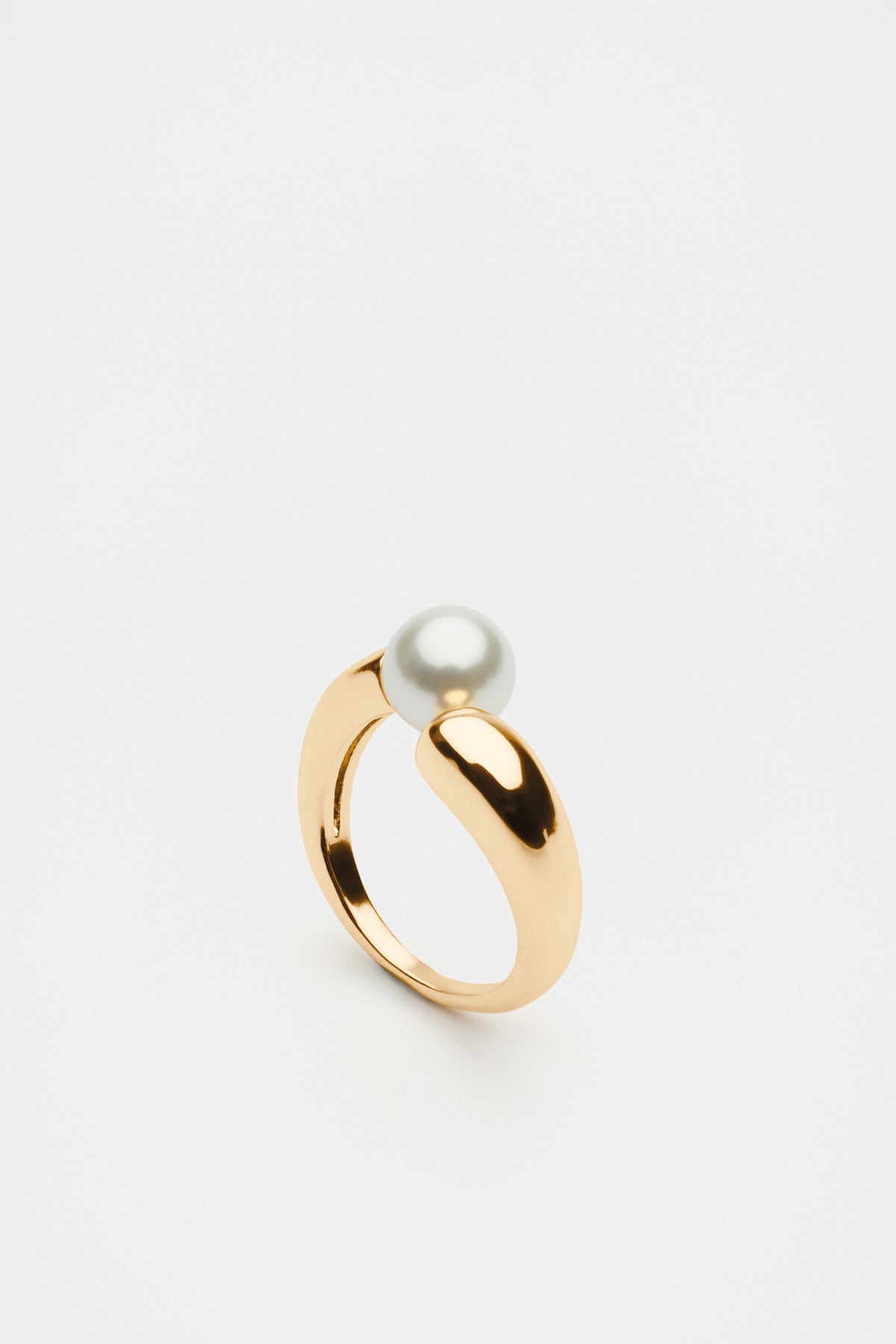 Pearly Ring