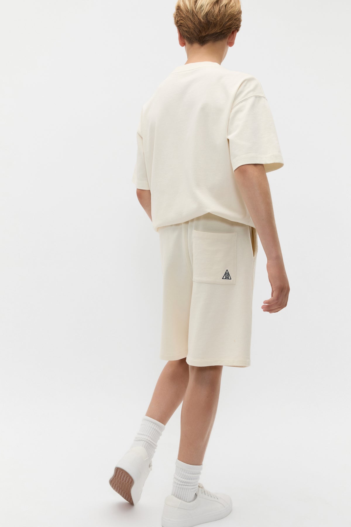 Long Line Track Short
