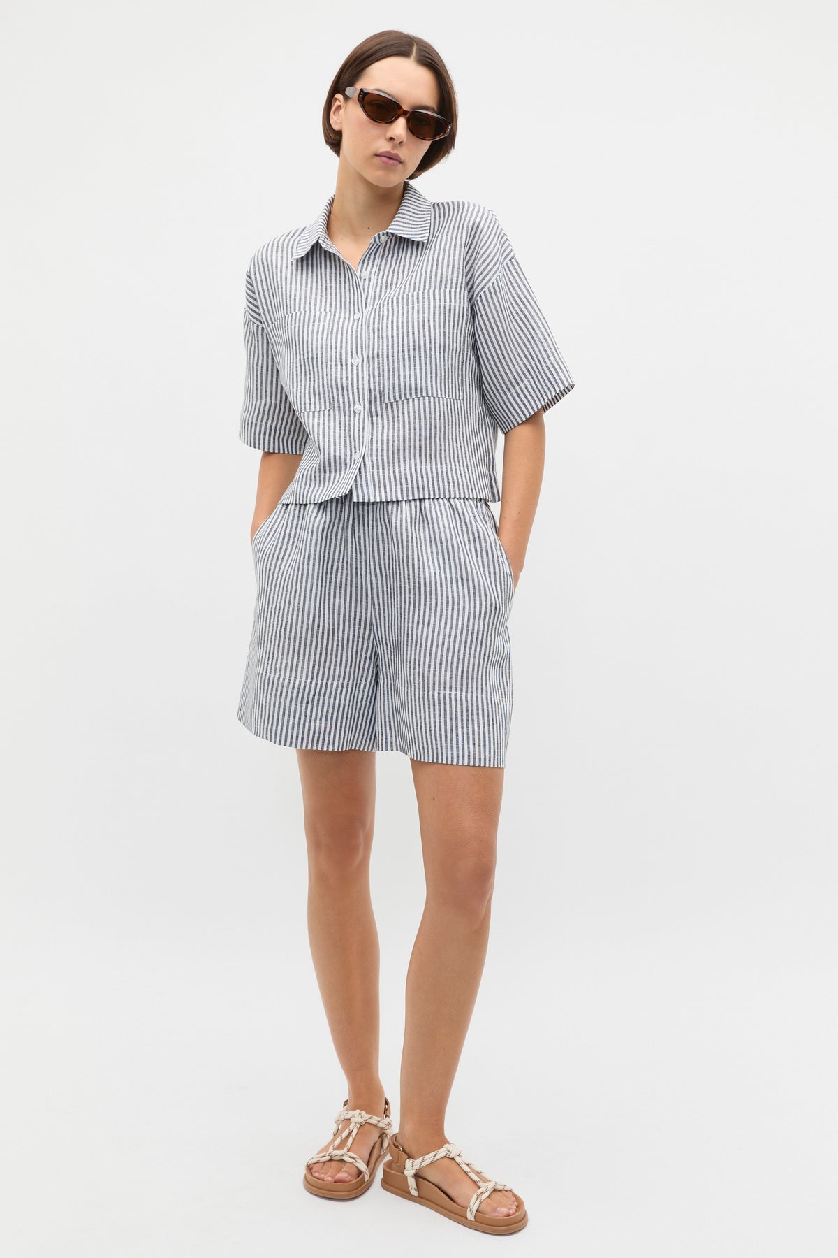 Linen Stripe Short