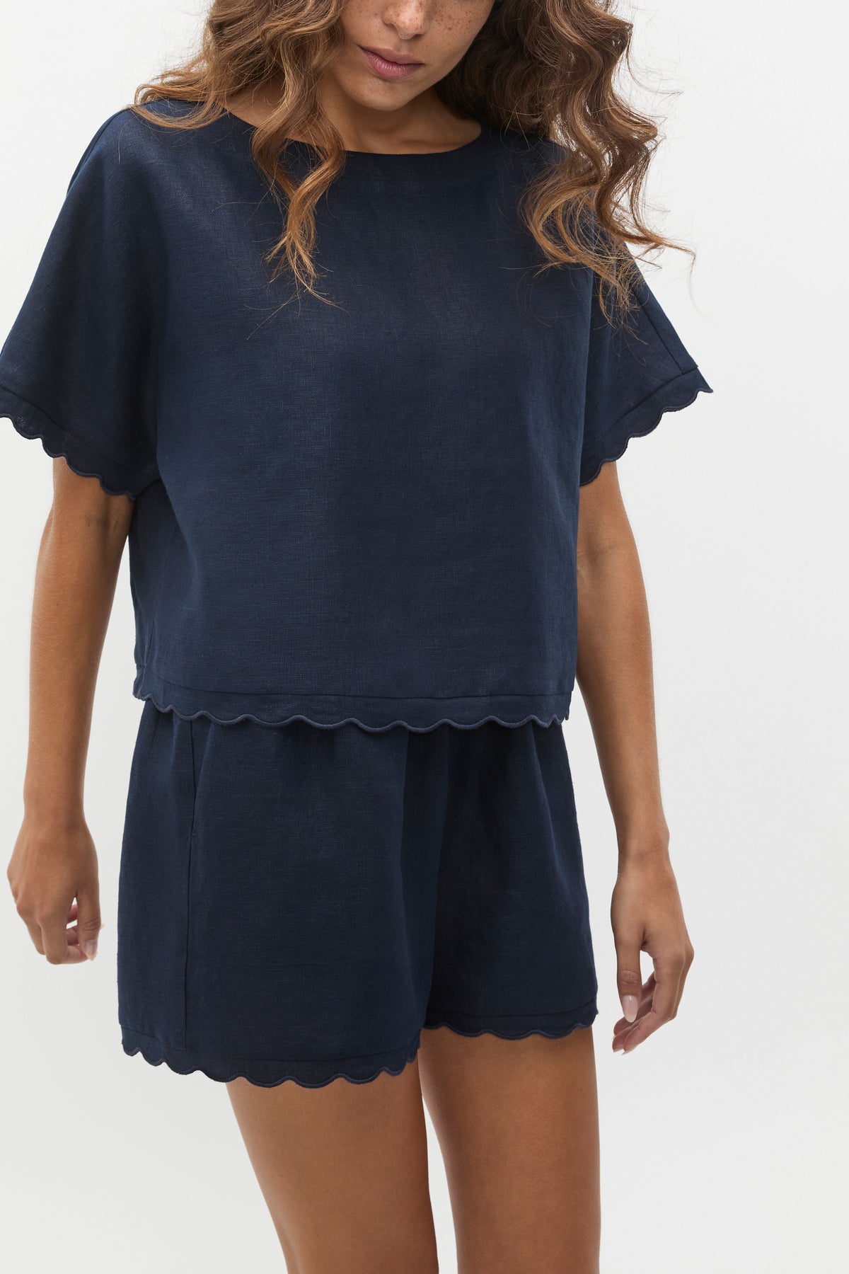 Linen Wave Scallop Boxy Tee