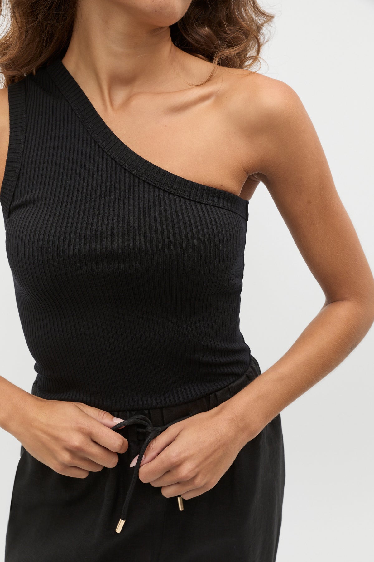 Rib One Shoulder Tank