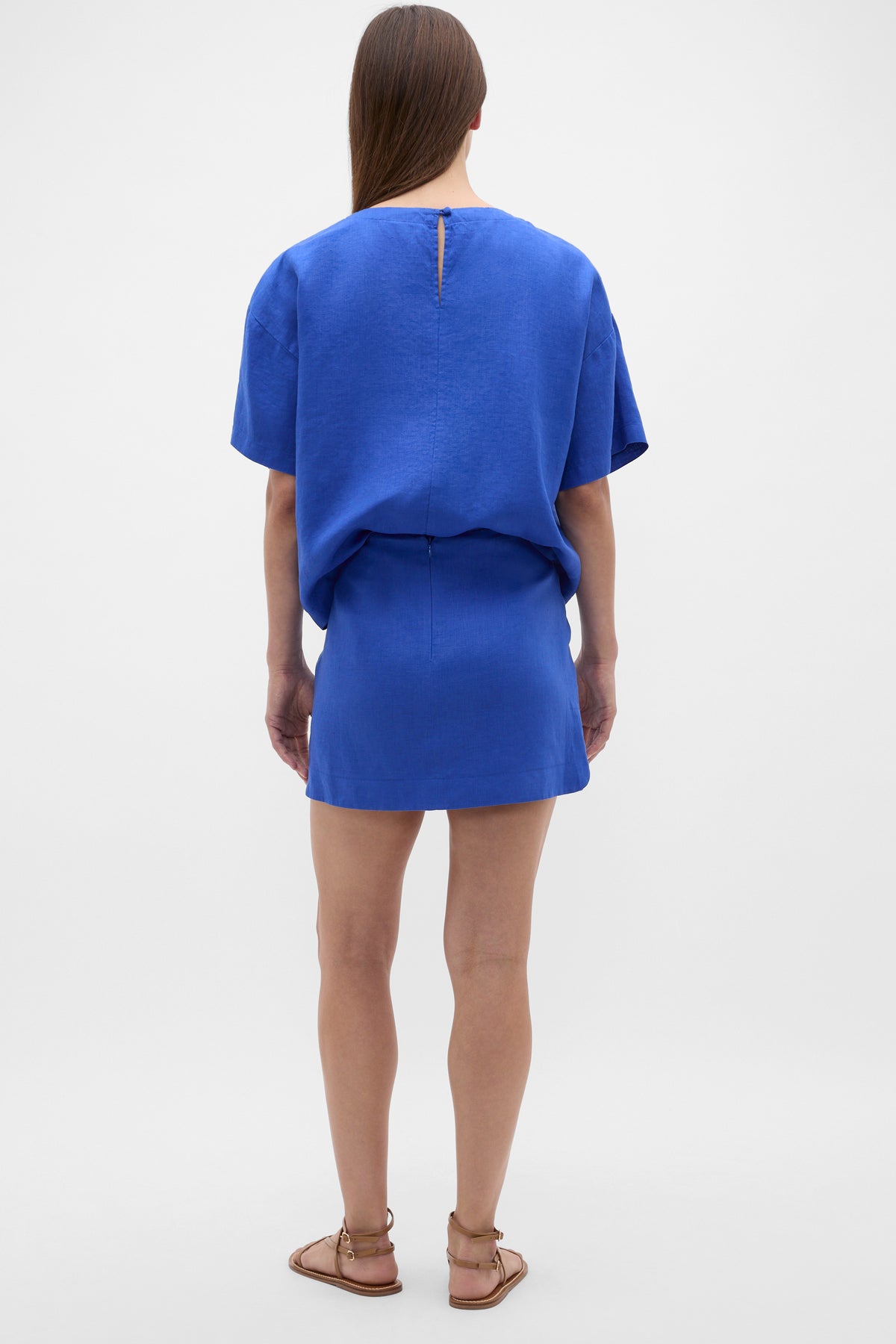 Core Linen Curve Hem Mini Skirt