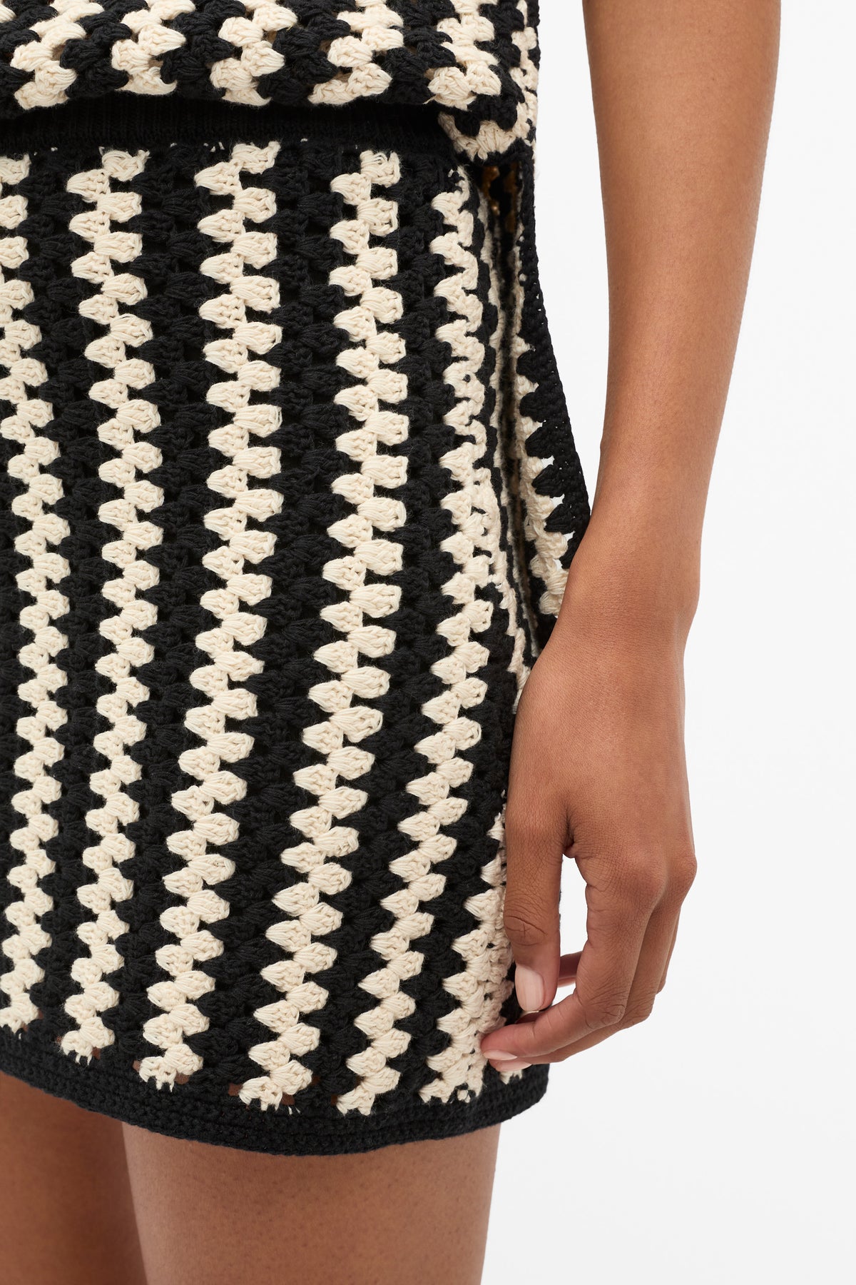 Linear Crochet Skirt