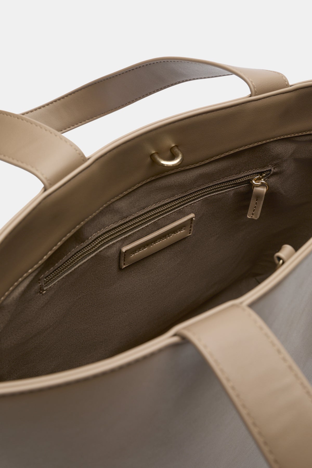 Logo Detail Tote