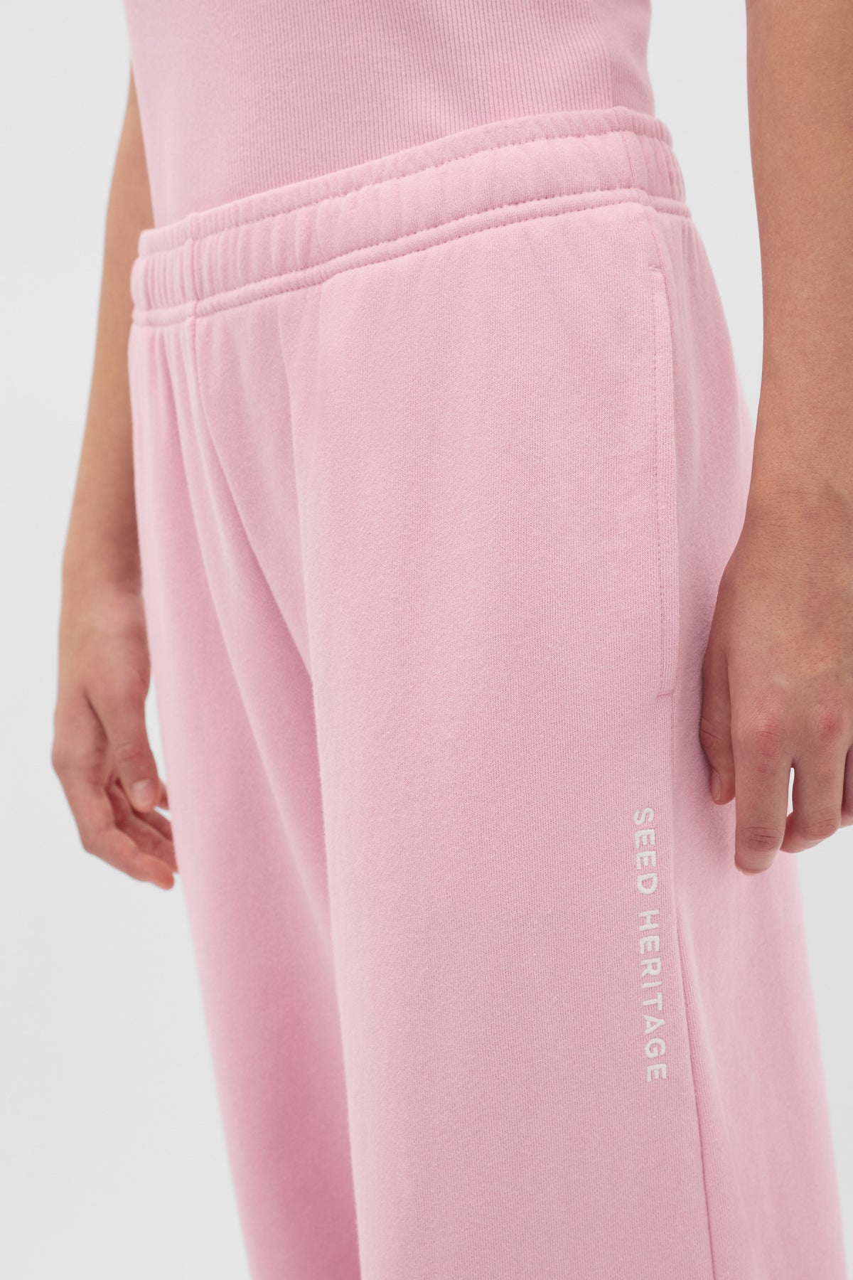 Roll Waist Logo Track Pant