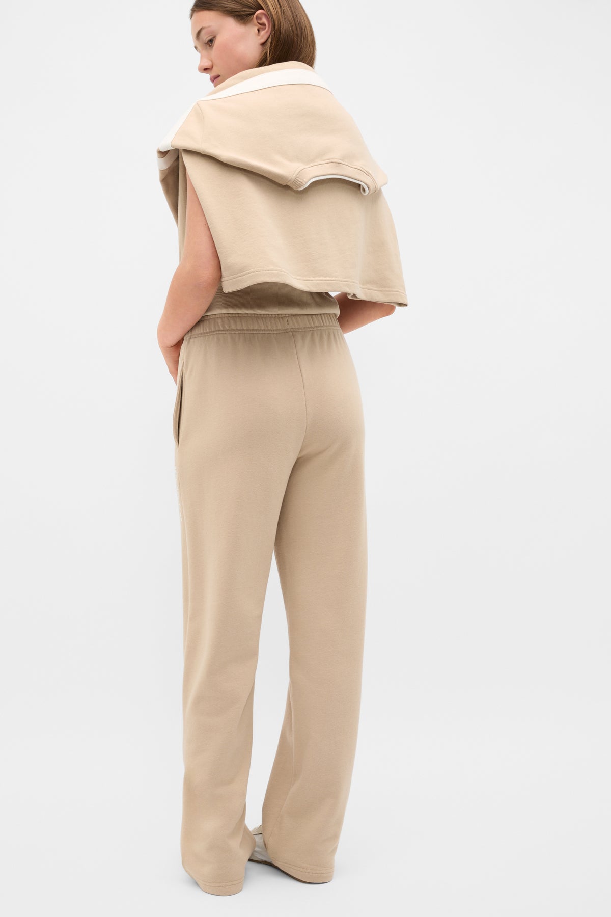 Roll Waist Logo Track Pant