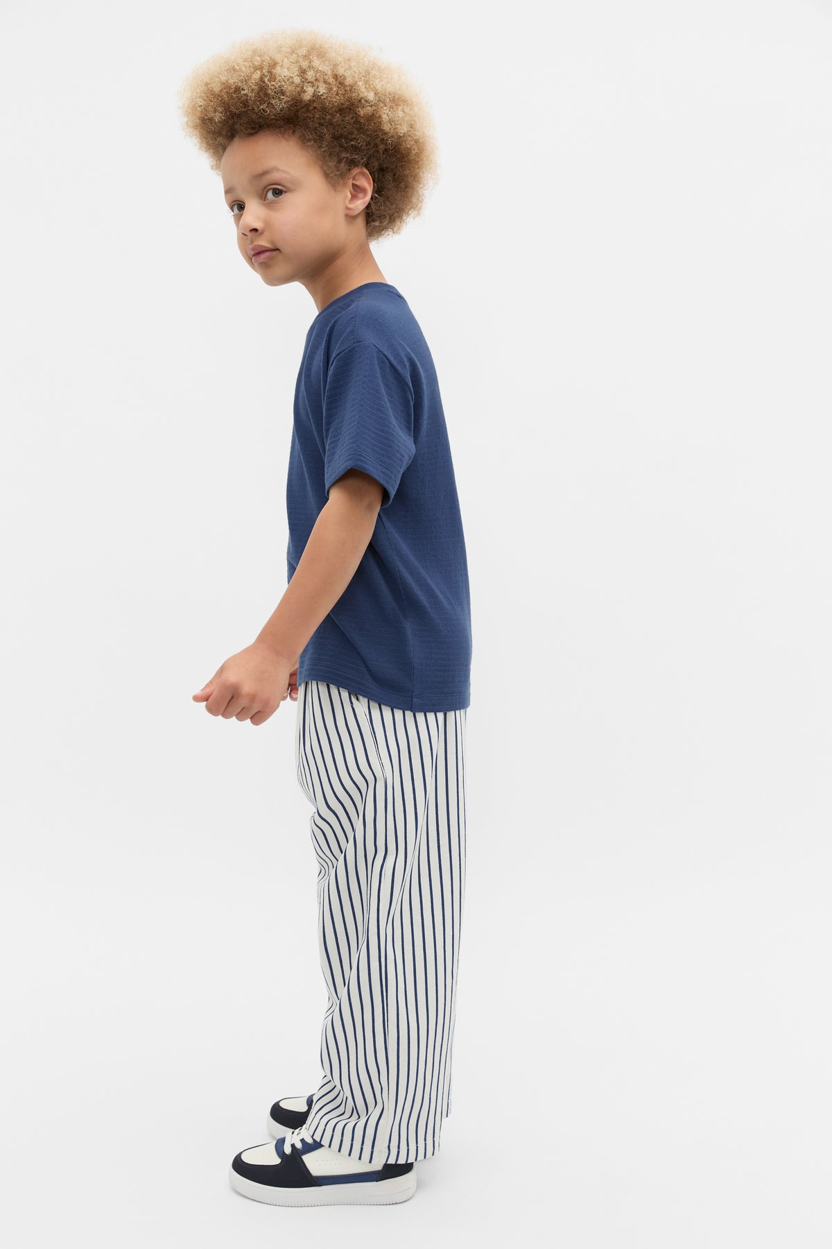 Core Textured Stripe Logo Tee