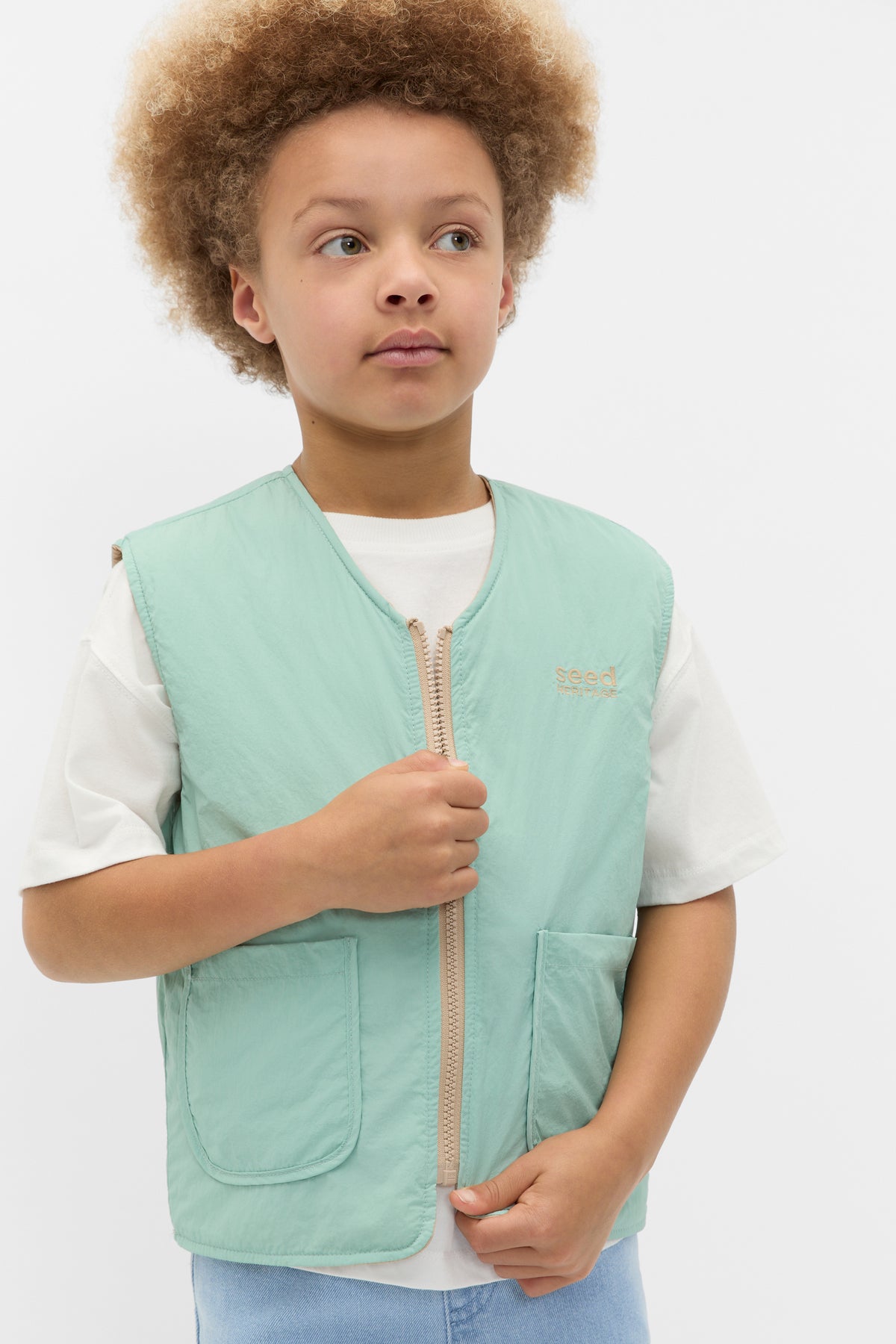 Logo Vest
