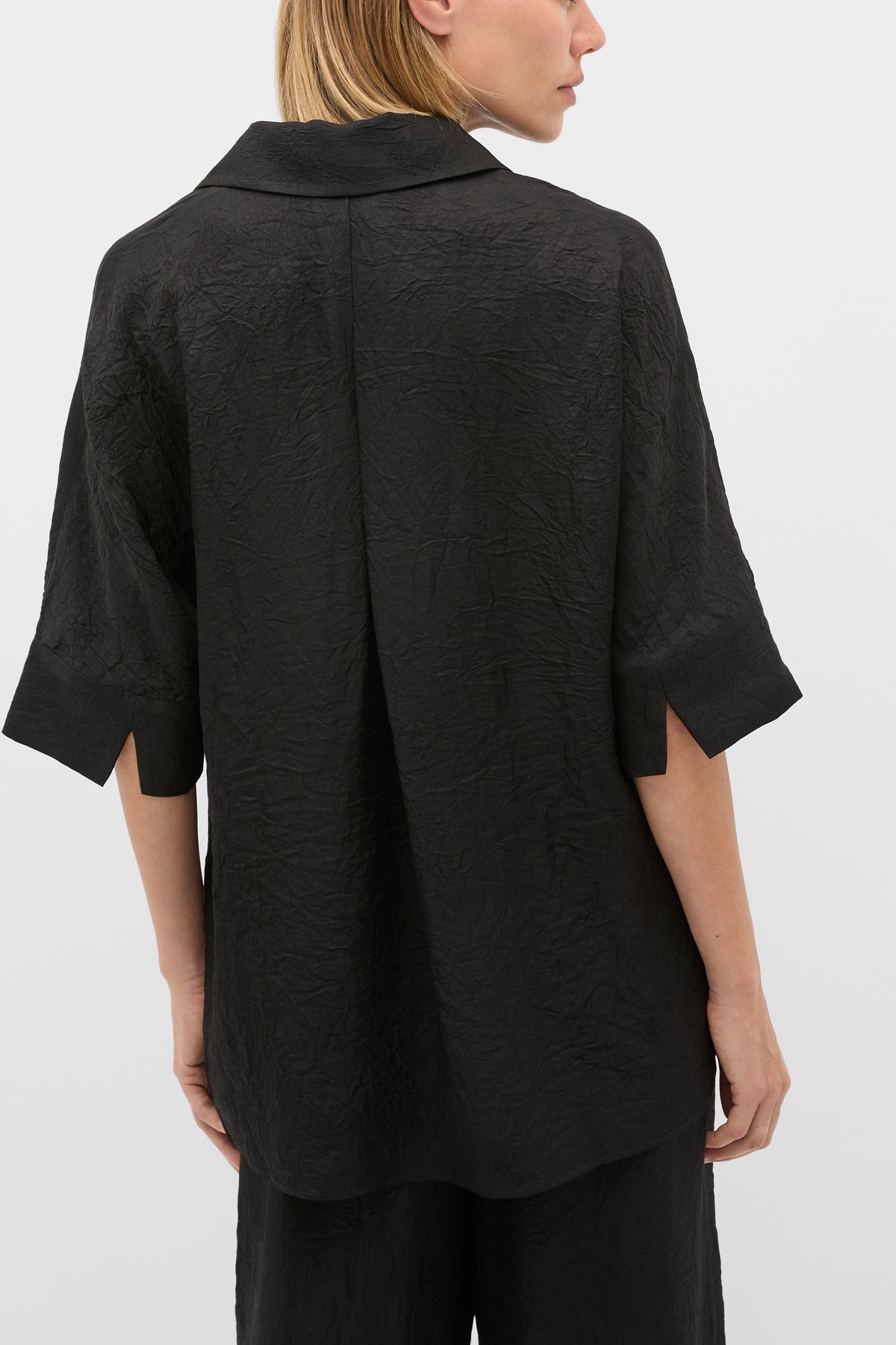 Textured Satin Collared Popover