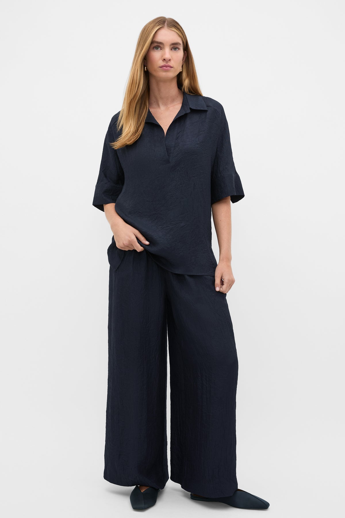 Textured Satin Collared Popover