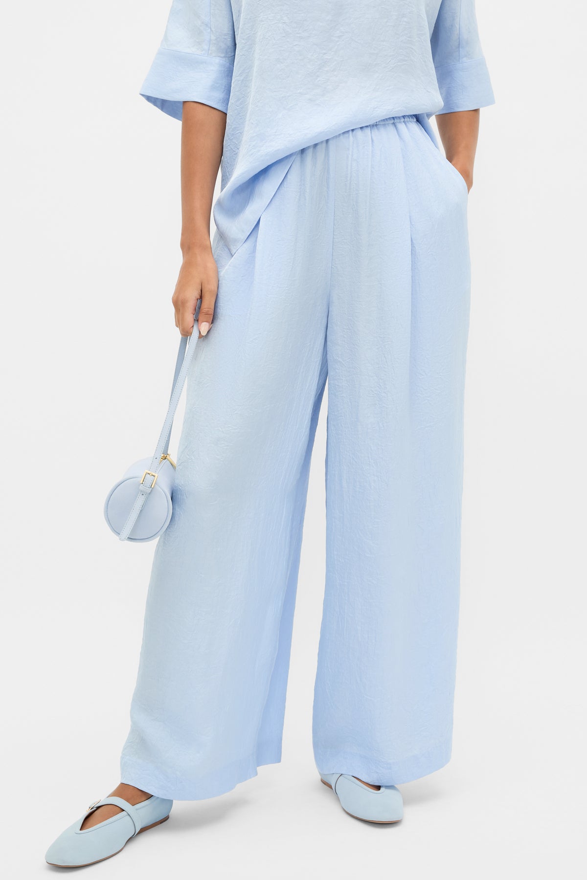 Textured Satin Gathered Pant