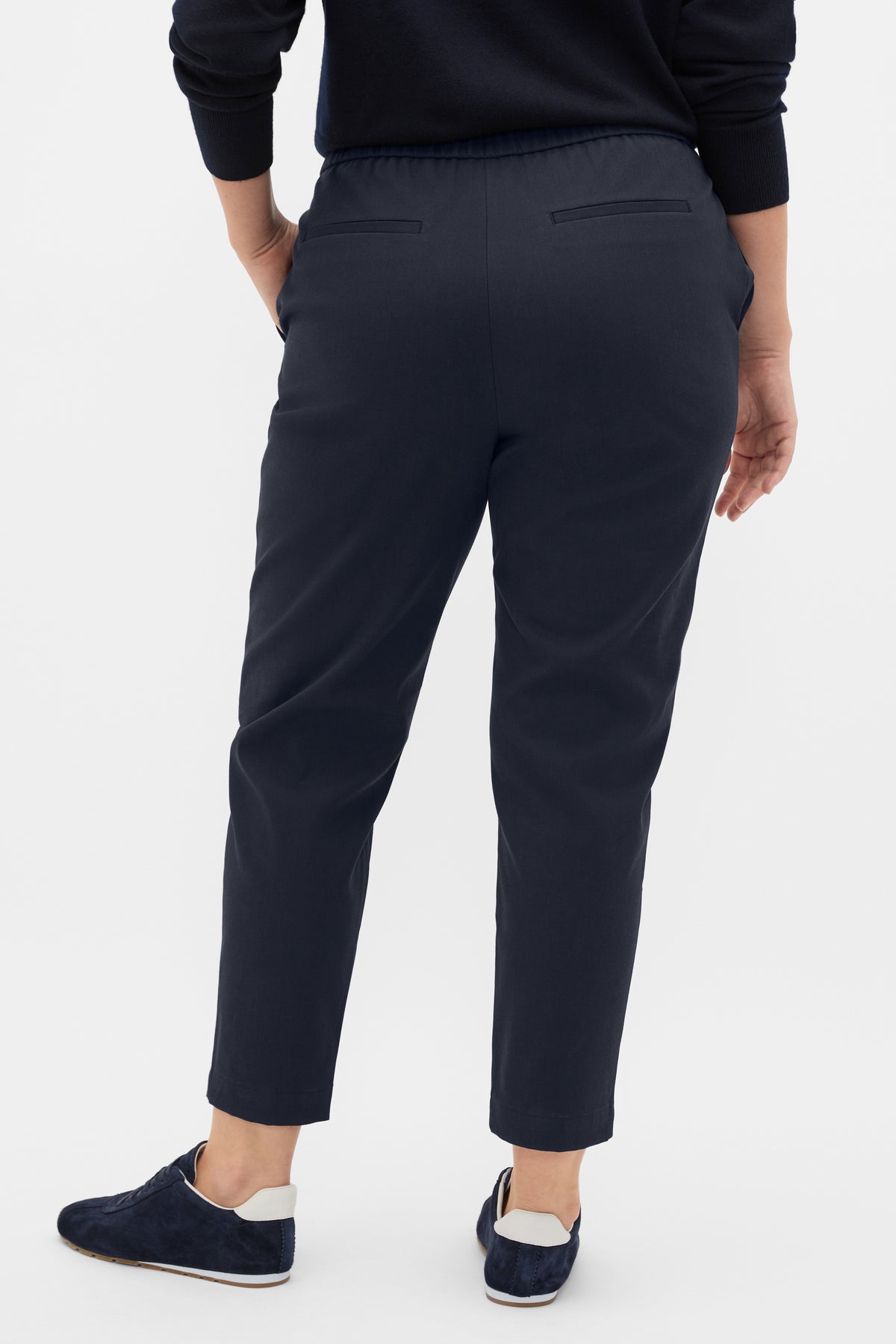 Pintuck Tapered Pant