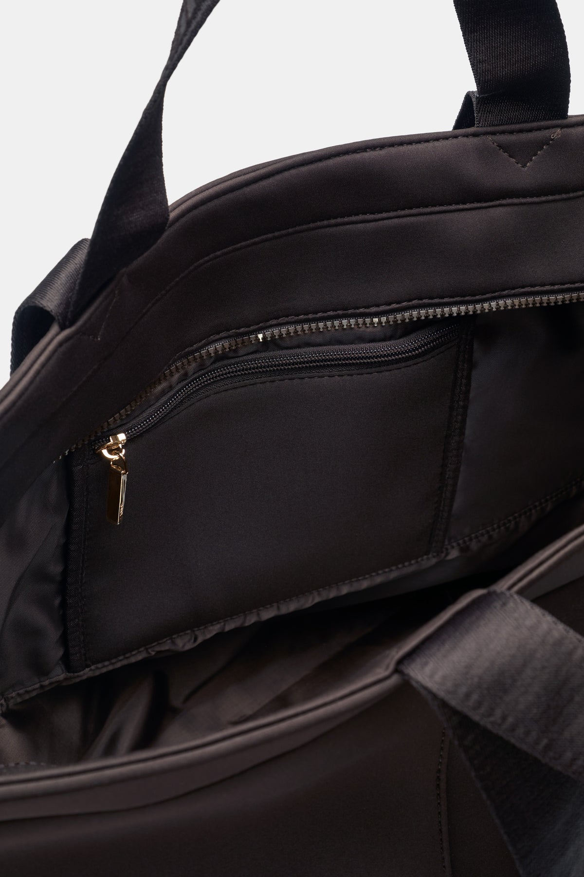 Seed Overnight Tech Tote