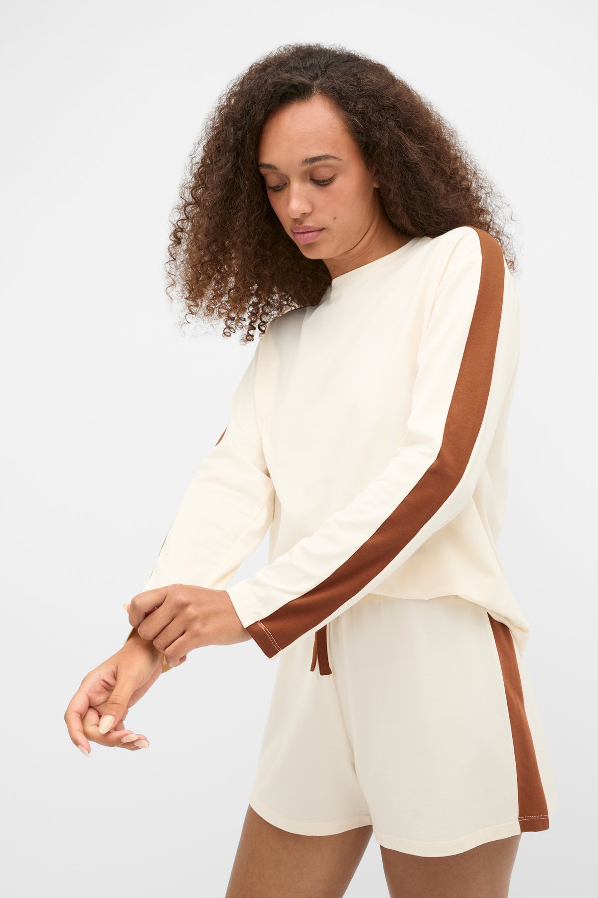 Contrast Long Sleeve Top and Short PJ Set