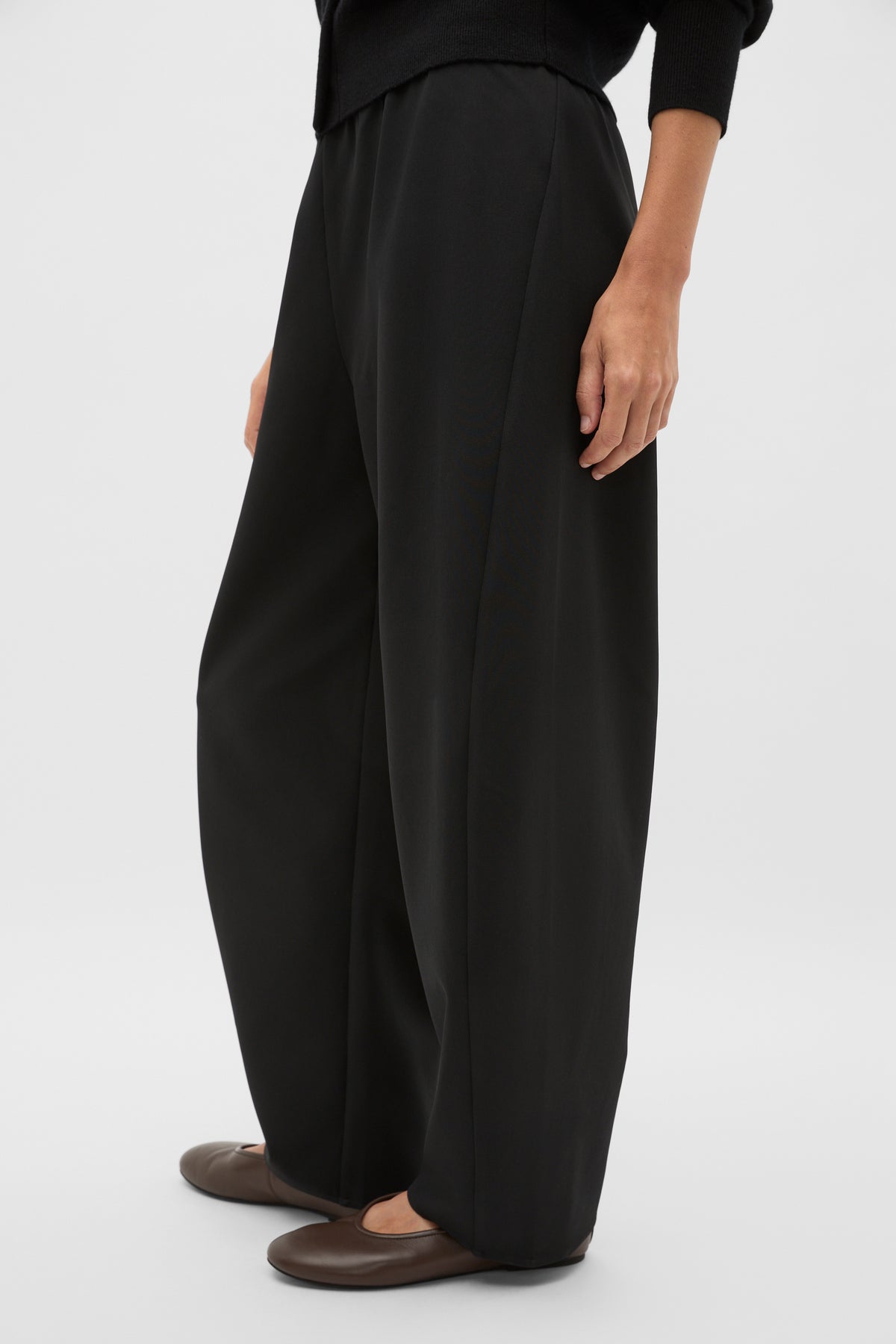 Easy Barrel Leg Pant