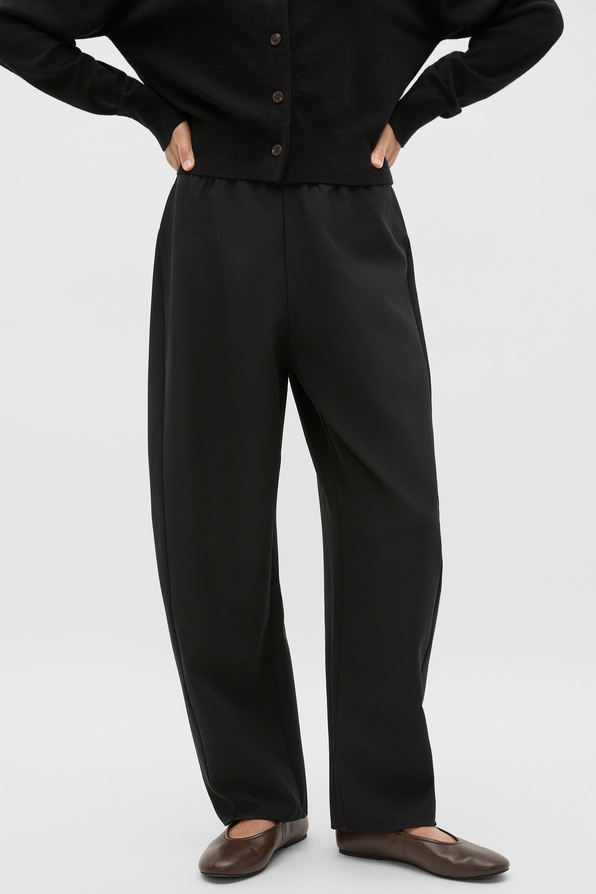 Easy Barrel Leg Pant
