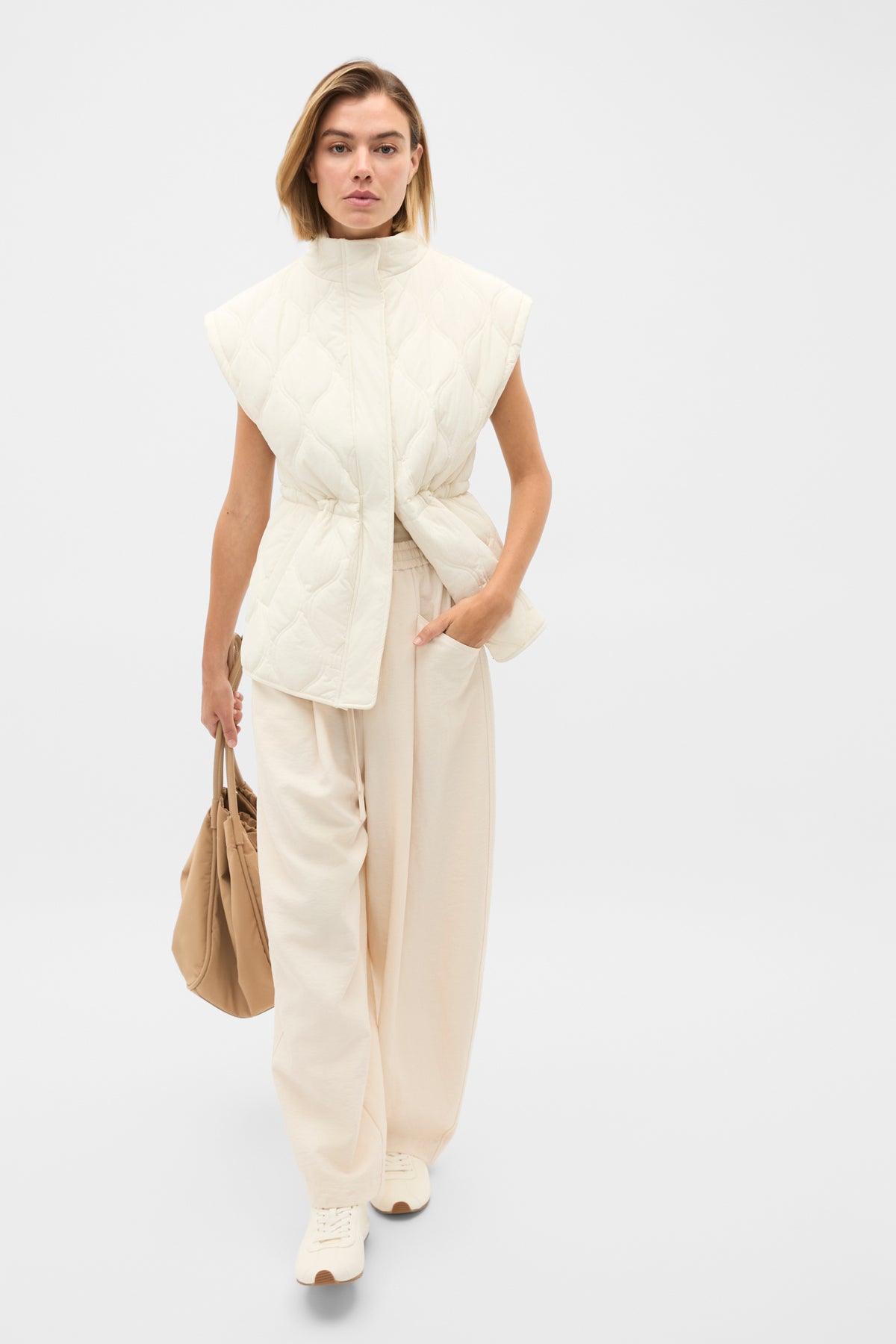 Textured Barrel Pant
