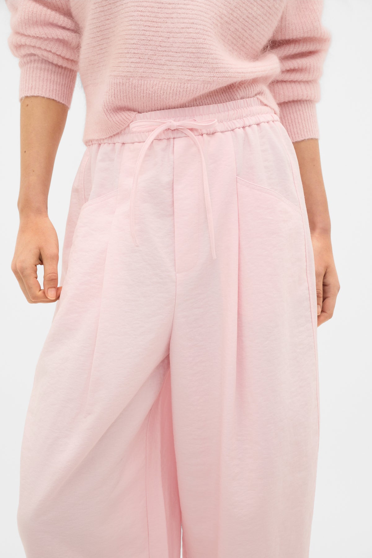 Textured Barrel Pant