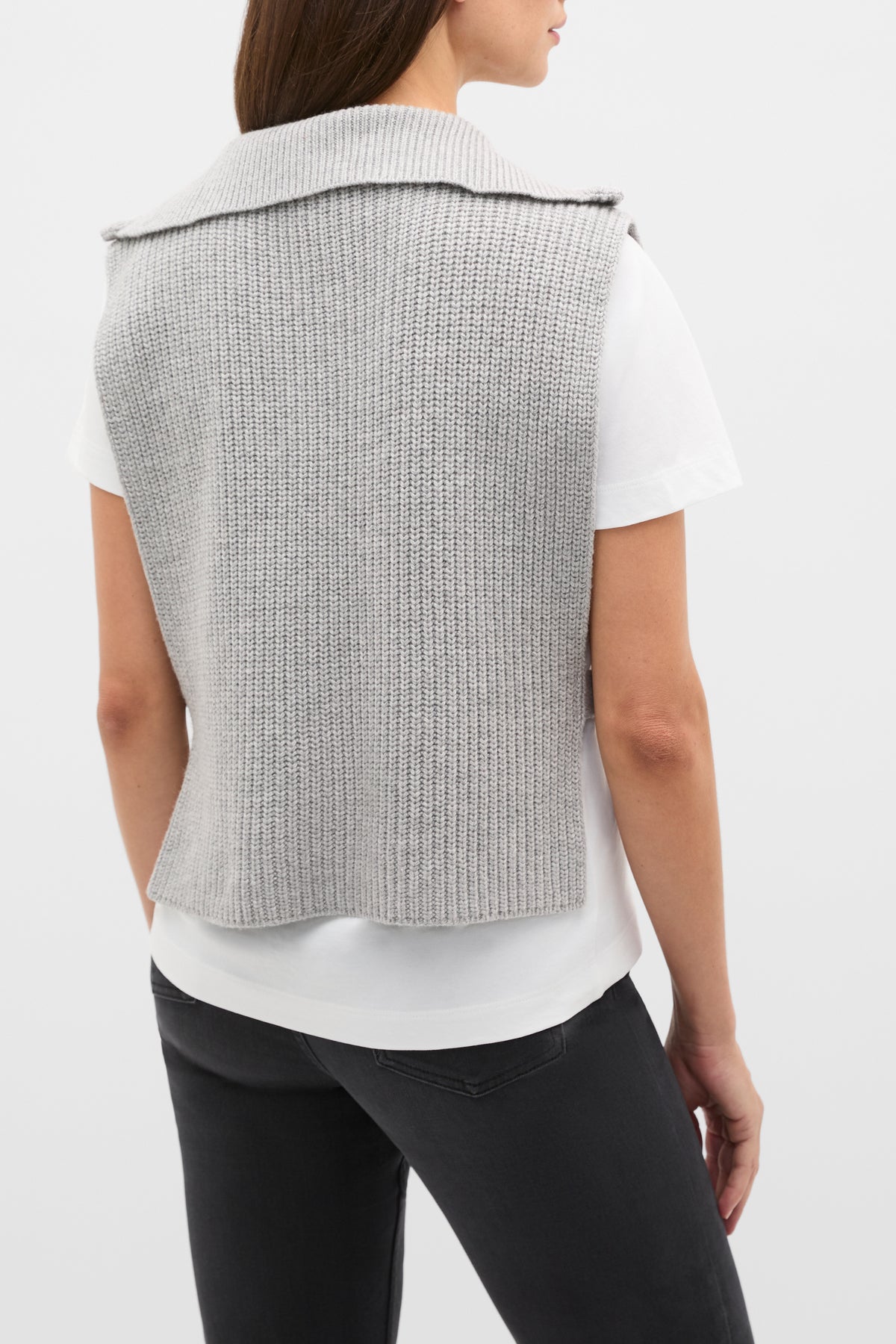 Rib Knit Collar Bib