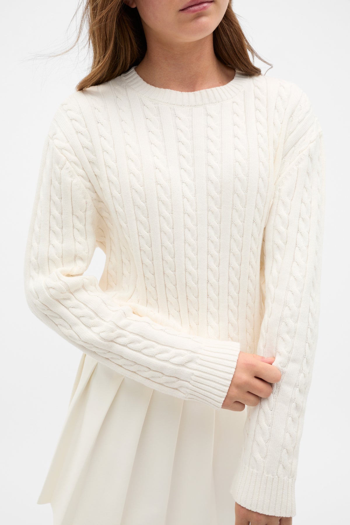 Relaxed Cable Knit Sweater