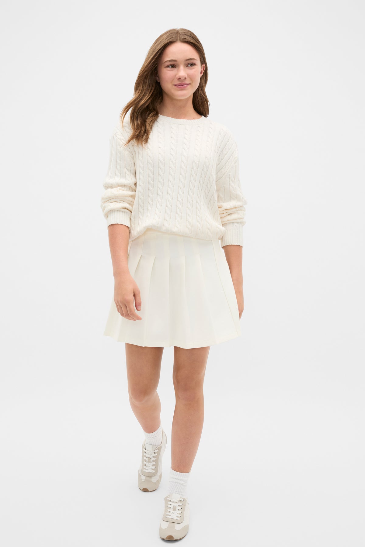 Relaxed Cable Knit Sweater