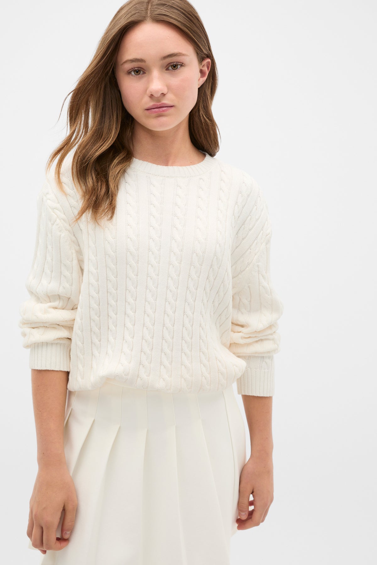 Relaxed Cable Knit Sweater