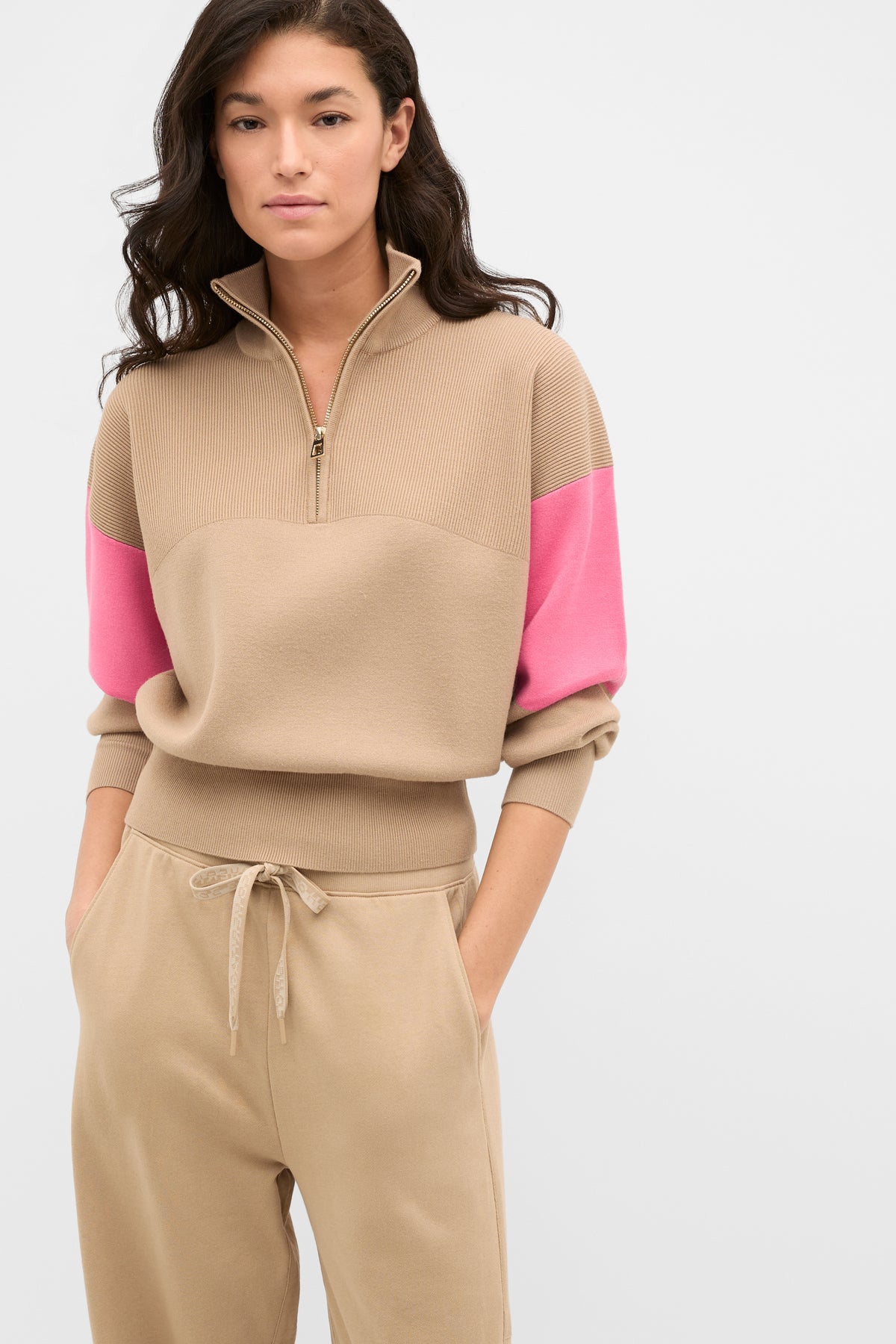 MD Contrast Zip Through Knit