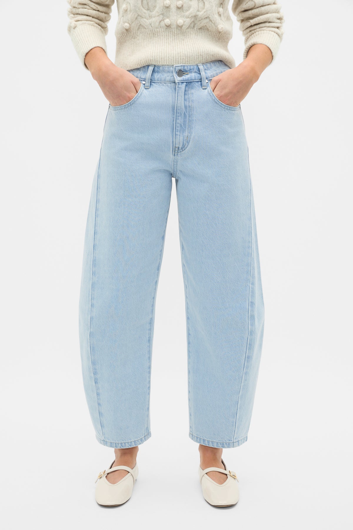 Barrel Leg Jean