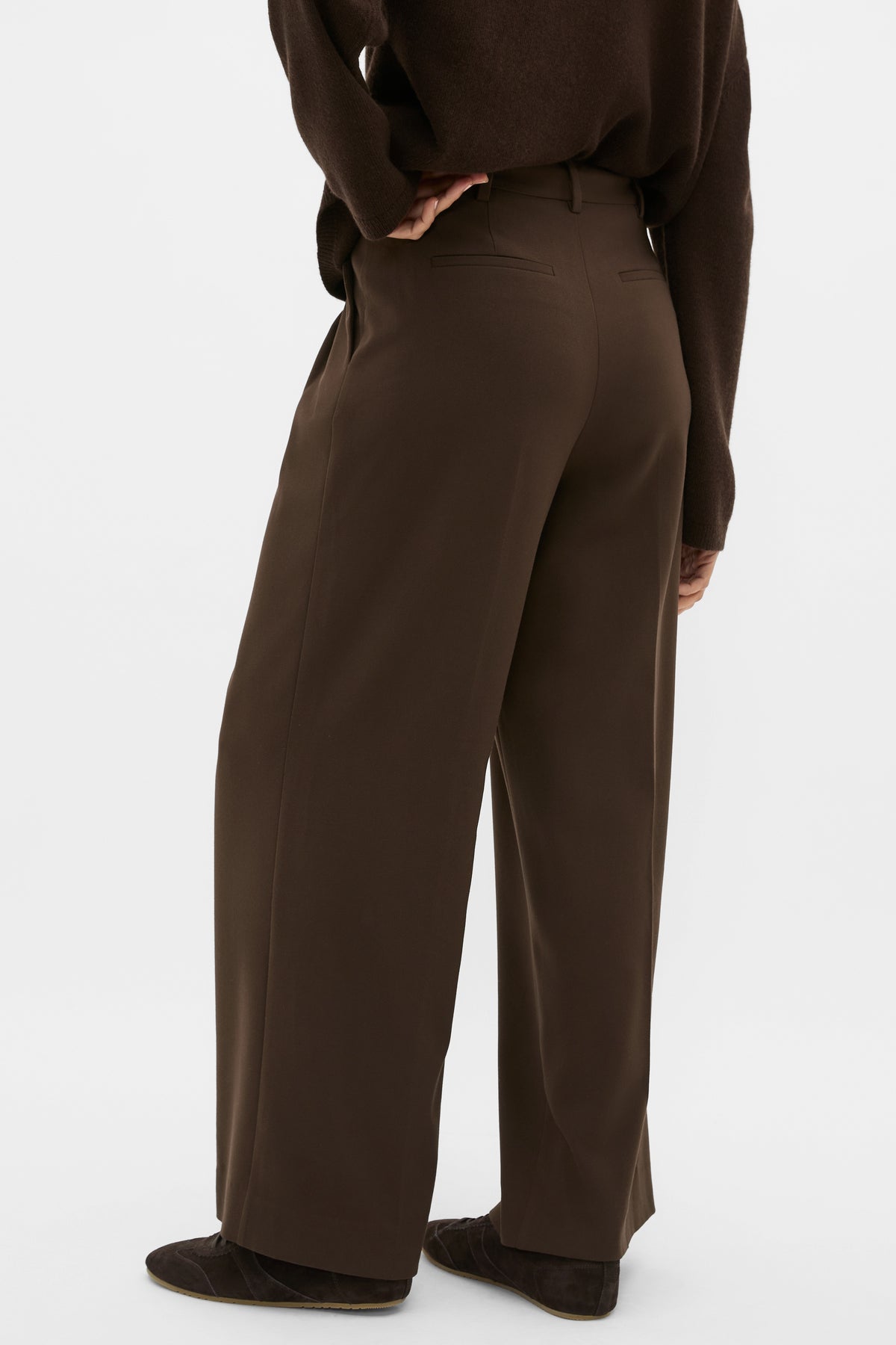 Pleat Front Trouser