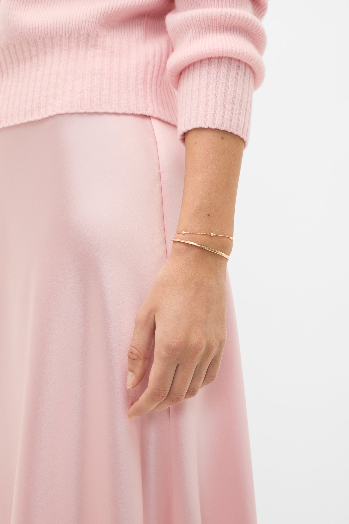 Delicate Station Pearl Bracelet Set
