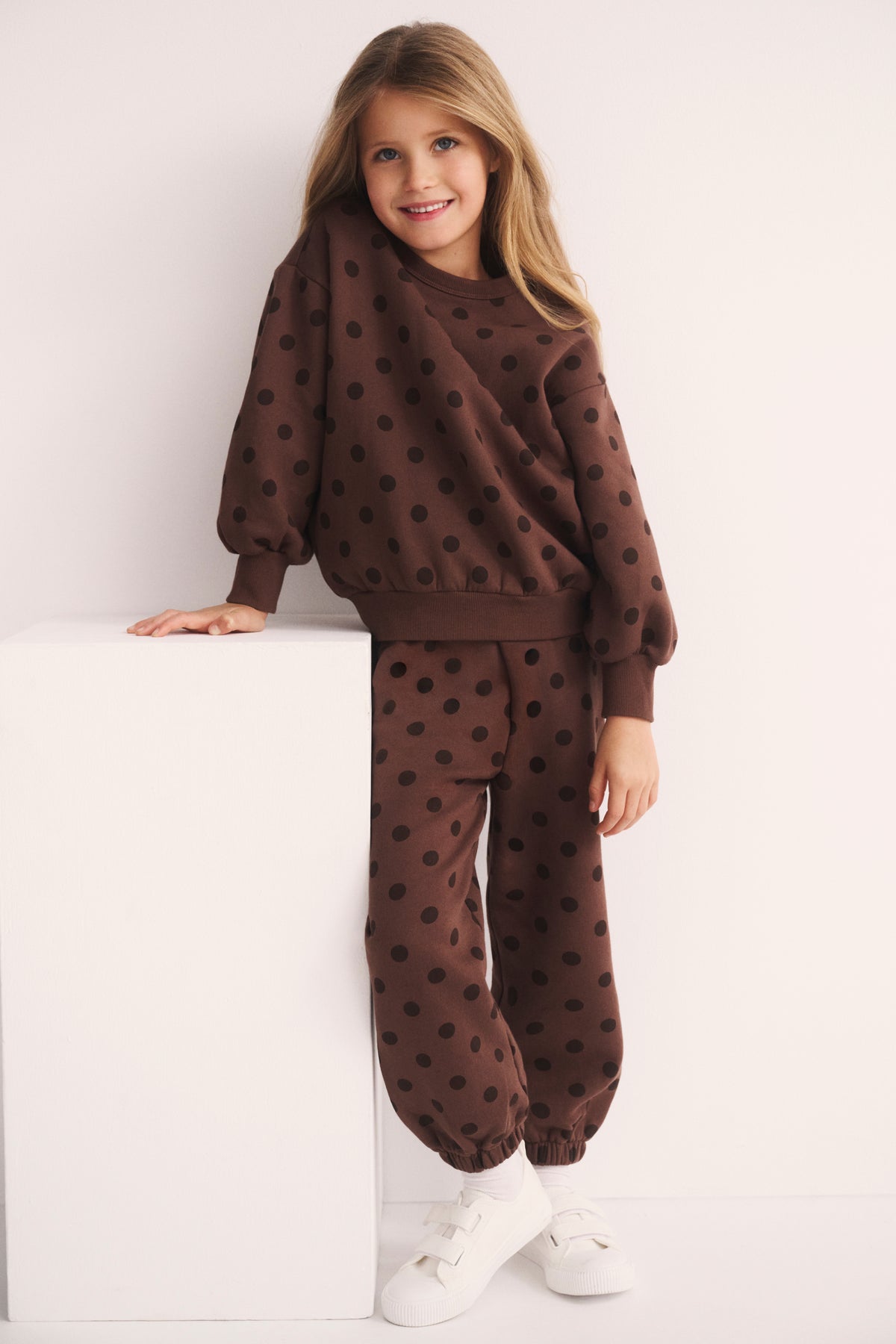 Relaxed Spot Sweat