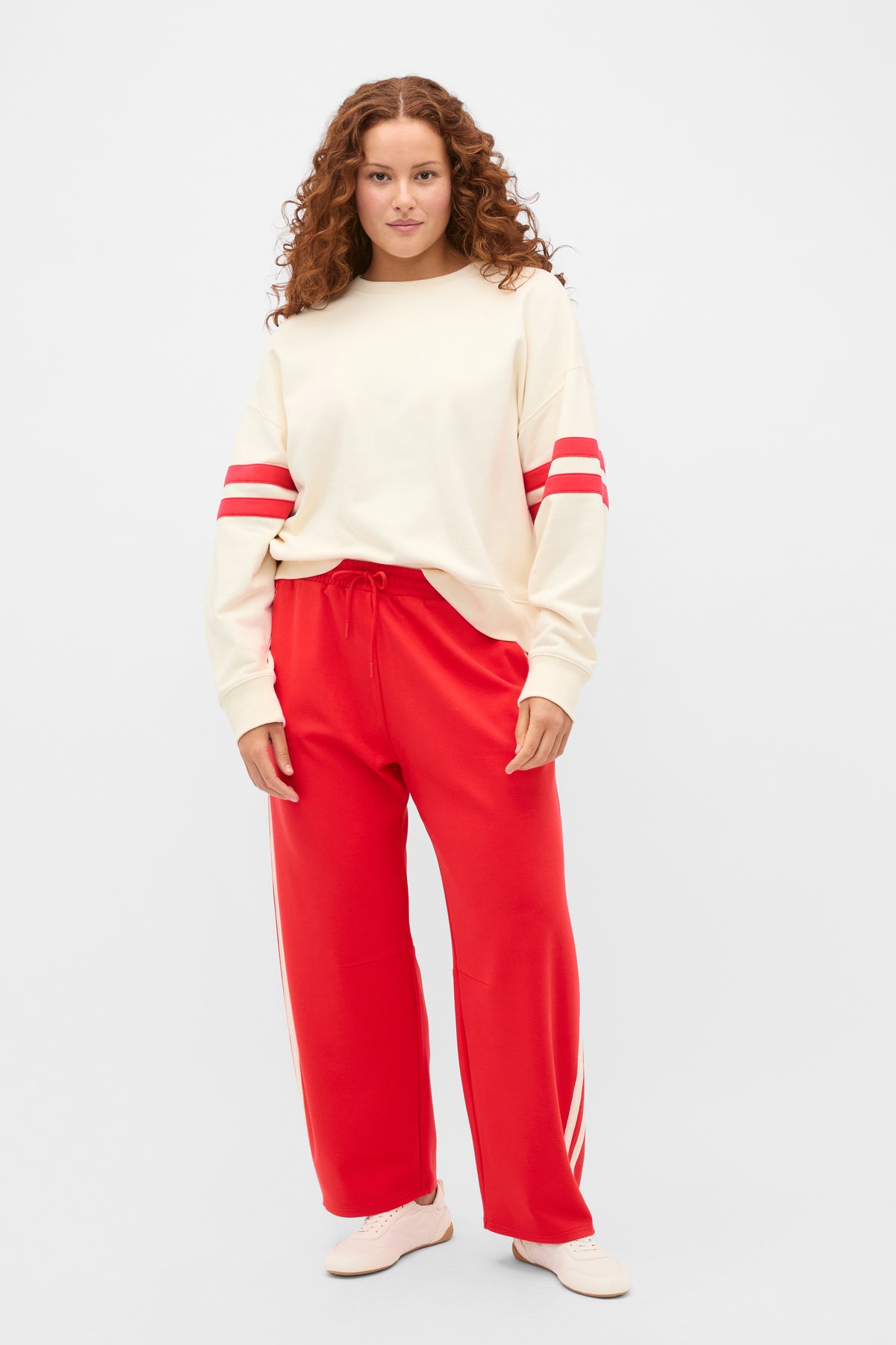 Contrast Detail Crew Neck Sweat