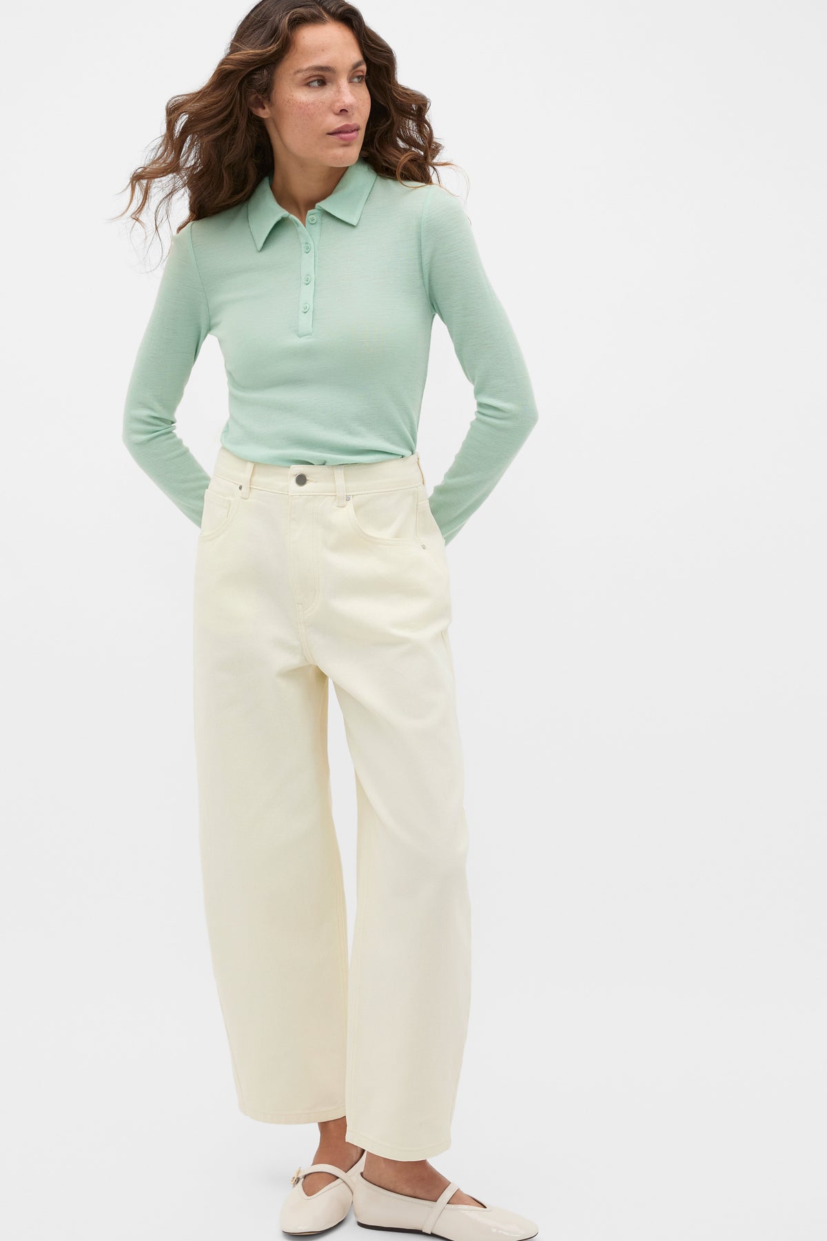 Relaxed Barrel Jean
