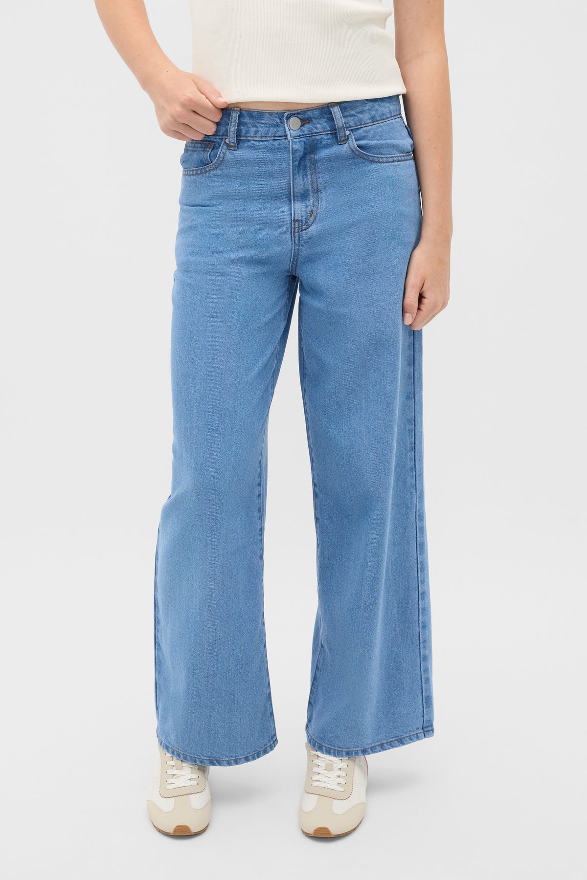 Core Straight Jean