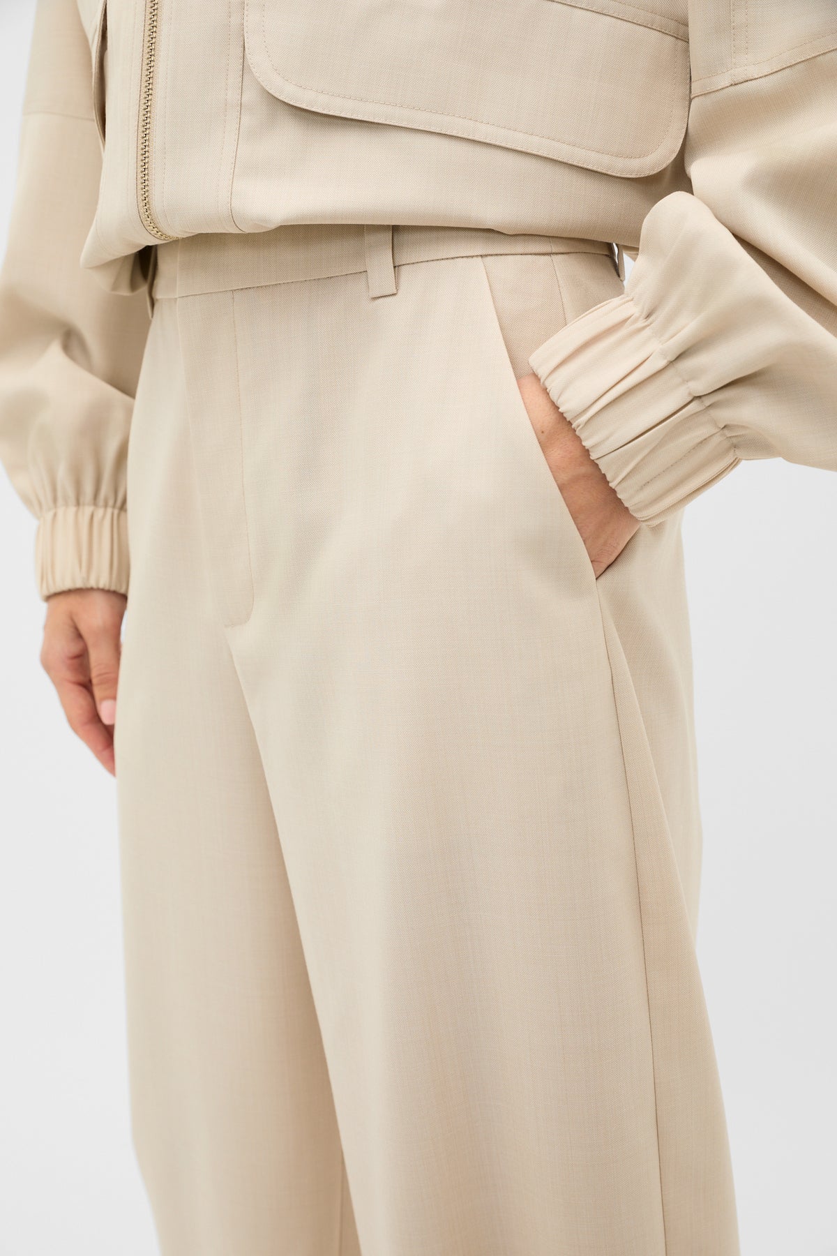 Barrel Leg Tailored Trouser